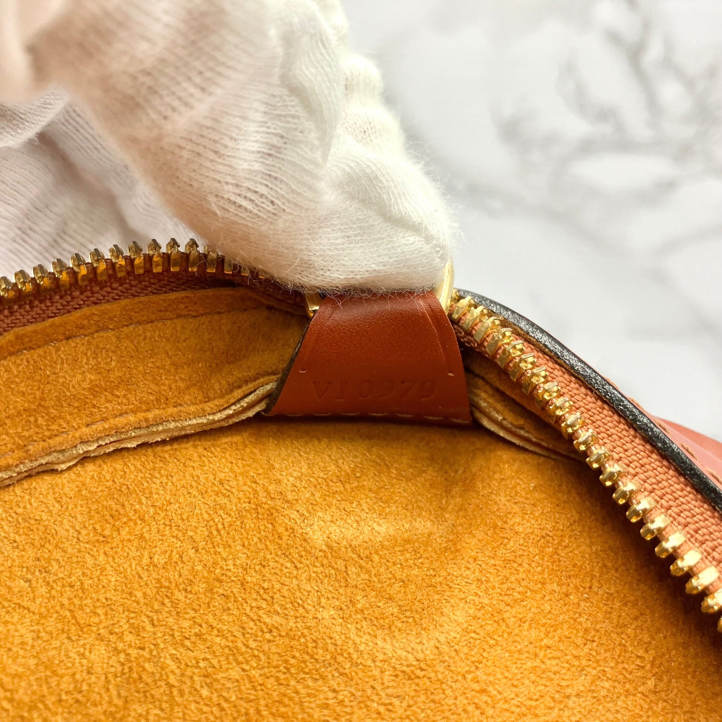 LOUIS VUITTON Epi Mabillon
