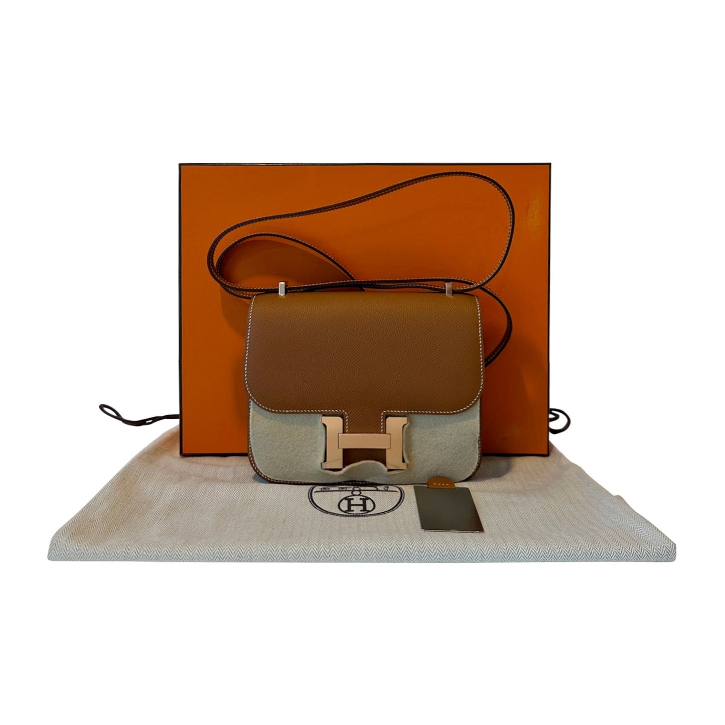 HermÃƒÆ’Ã‚Â¨s Constance III 18 Mini Gold Epsom 2023