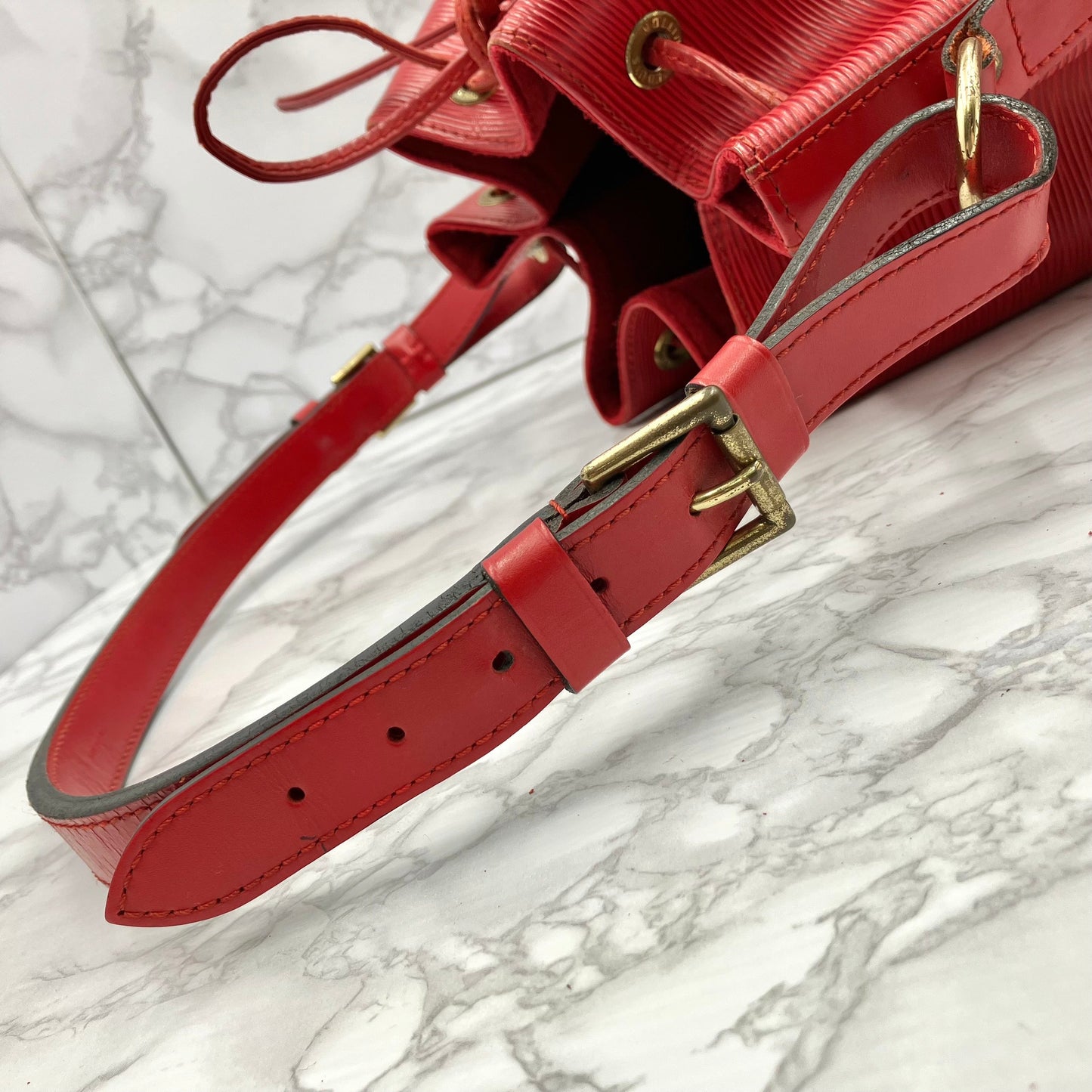 LOUIS VUITTON Epi petit noÃ©