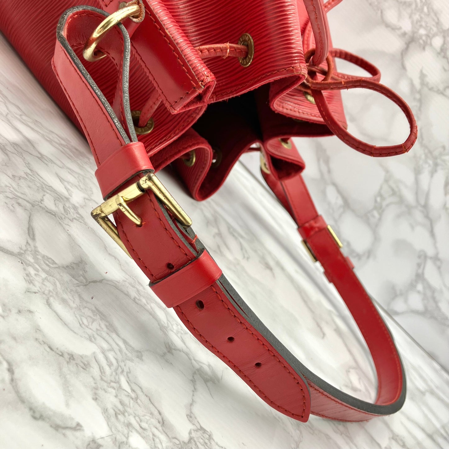 LOUIS VUITTON Epi petit noÃ©