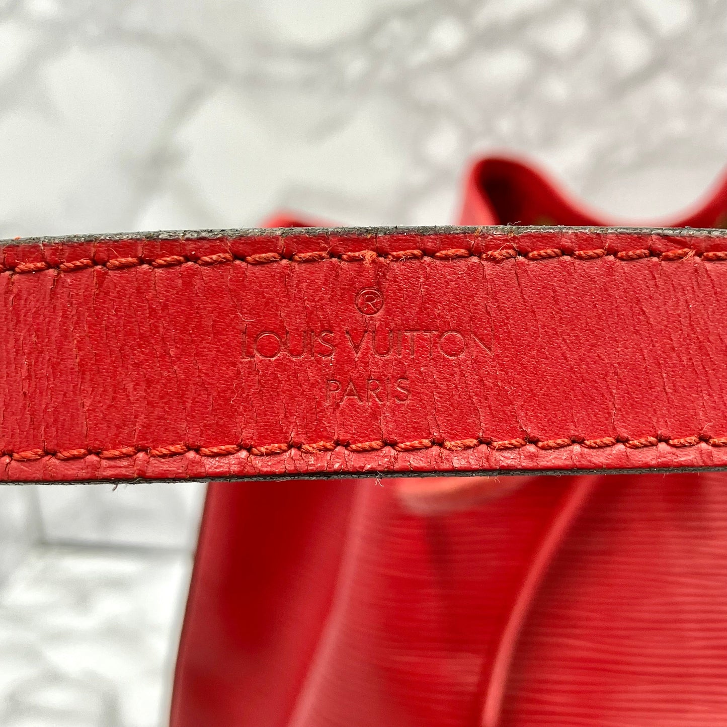 LOUIS VUITTON Epi petit noÃ©