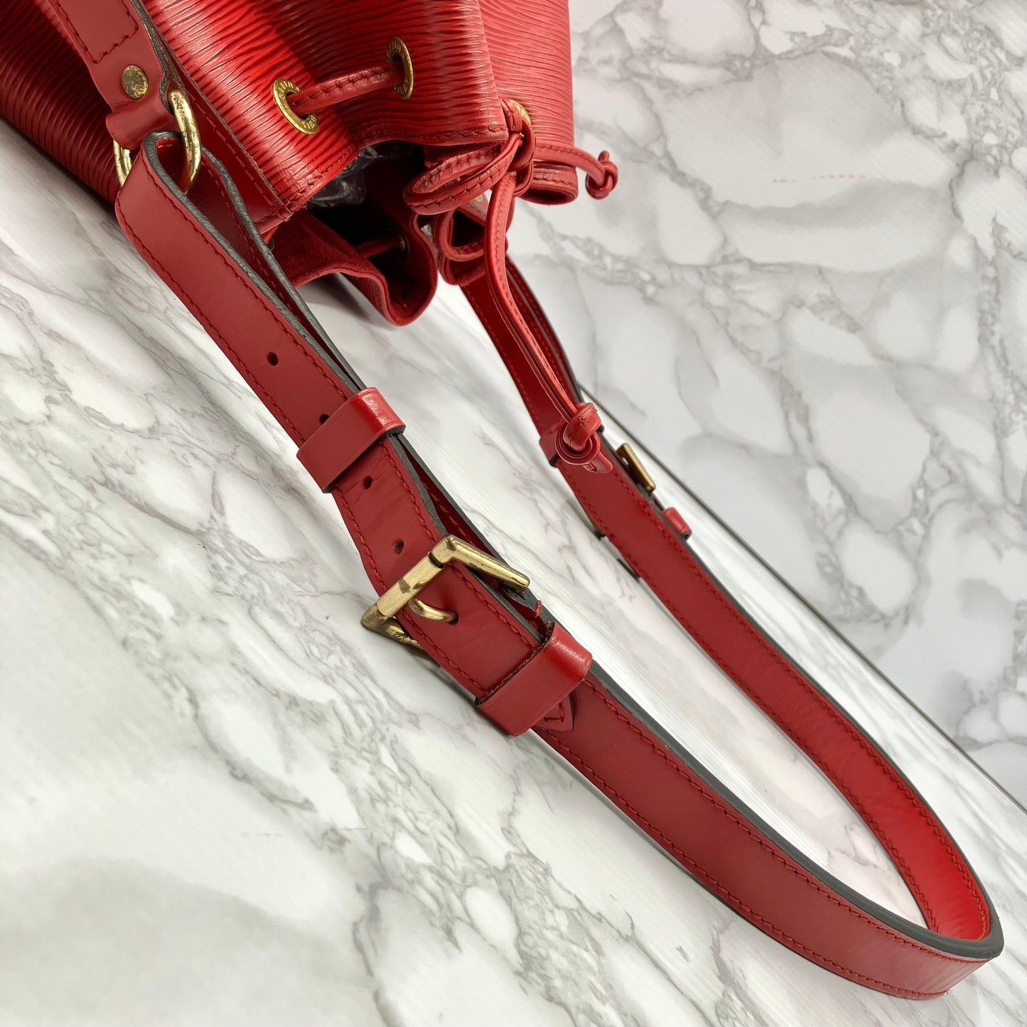 LOUIS VUITTON Epi petit noÃ©