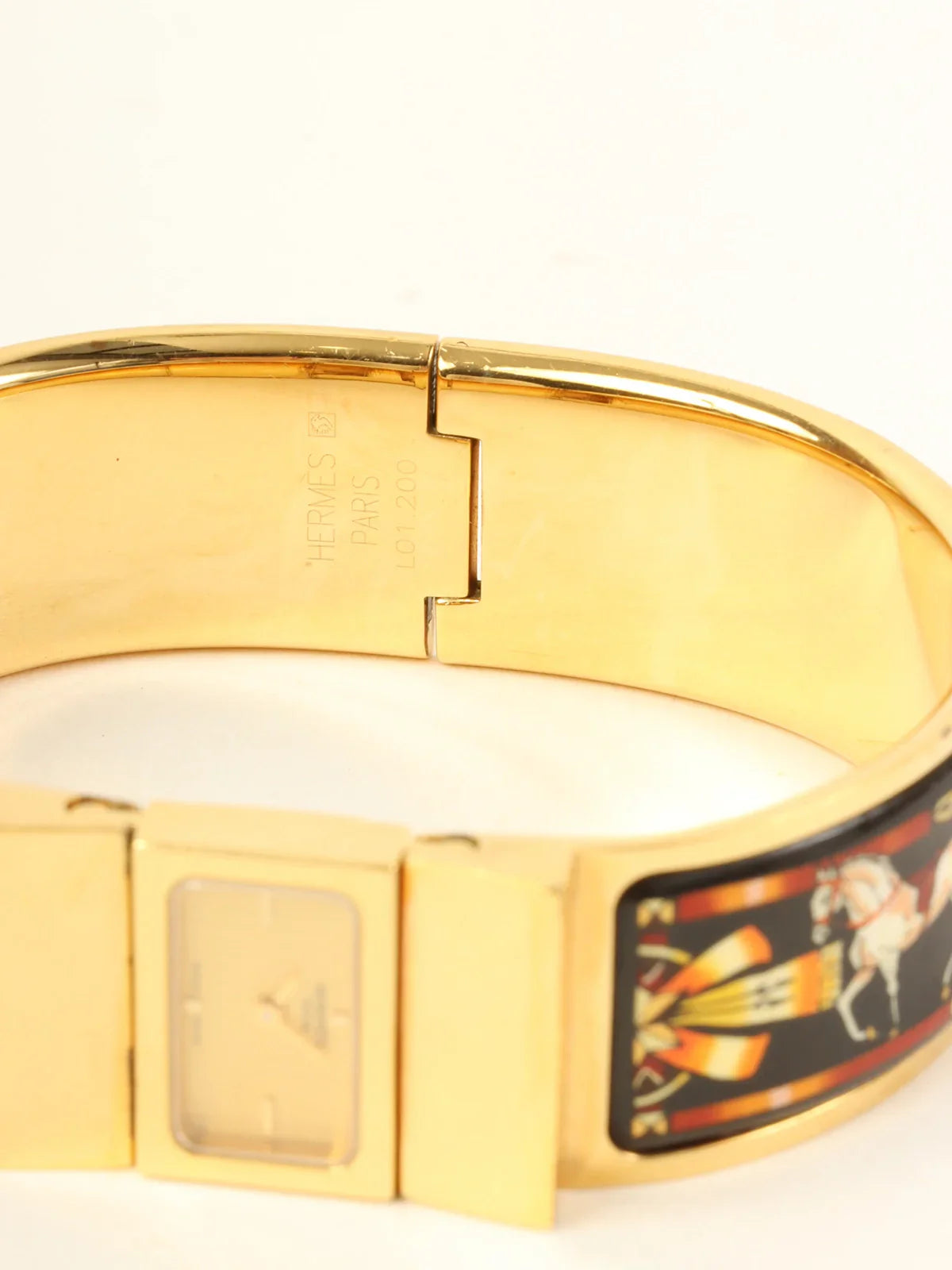 HERMES Loquet Enamel Bangle Watch Gold/Black