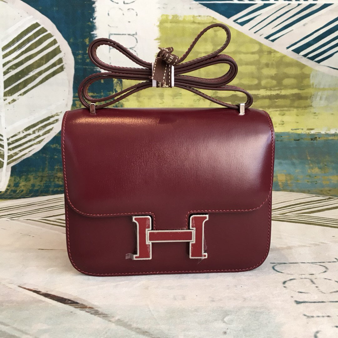 GLAMI ConstanGLAMI Burgundy For Women Silver Toned Hardware 7.4in/19cm