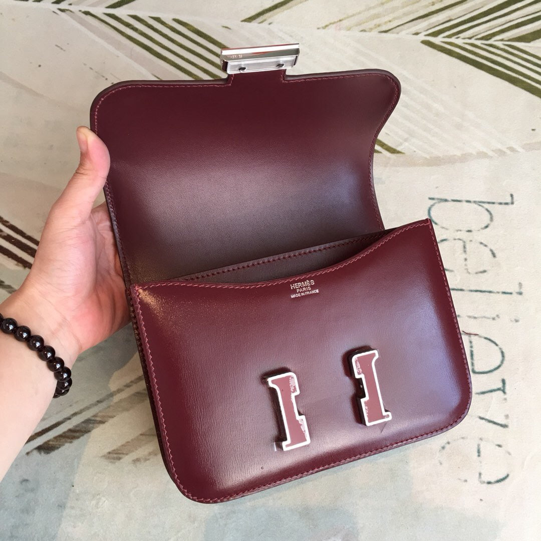 GLAMI ConstanGLAMI Burgundy For Women Silver Toned Hardware 7.4in/19cm