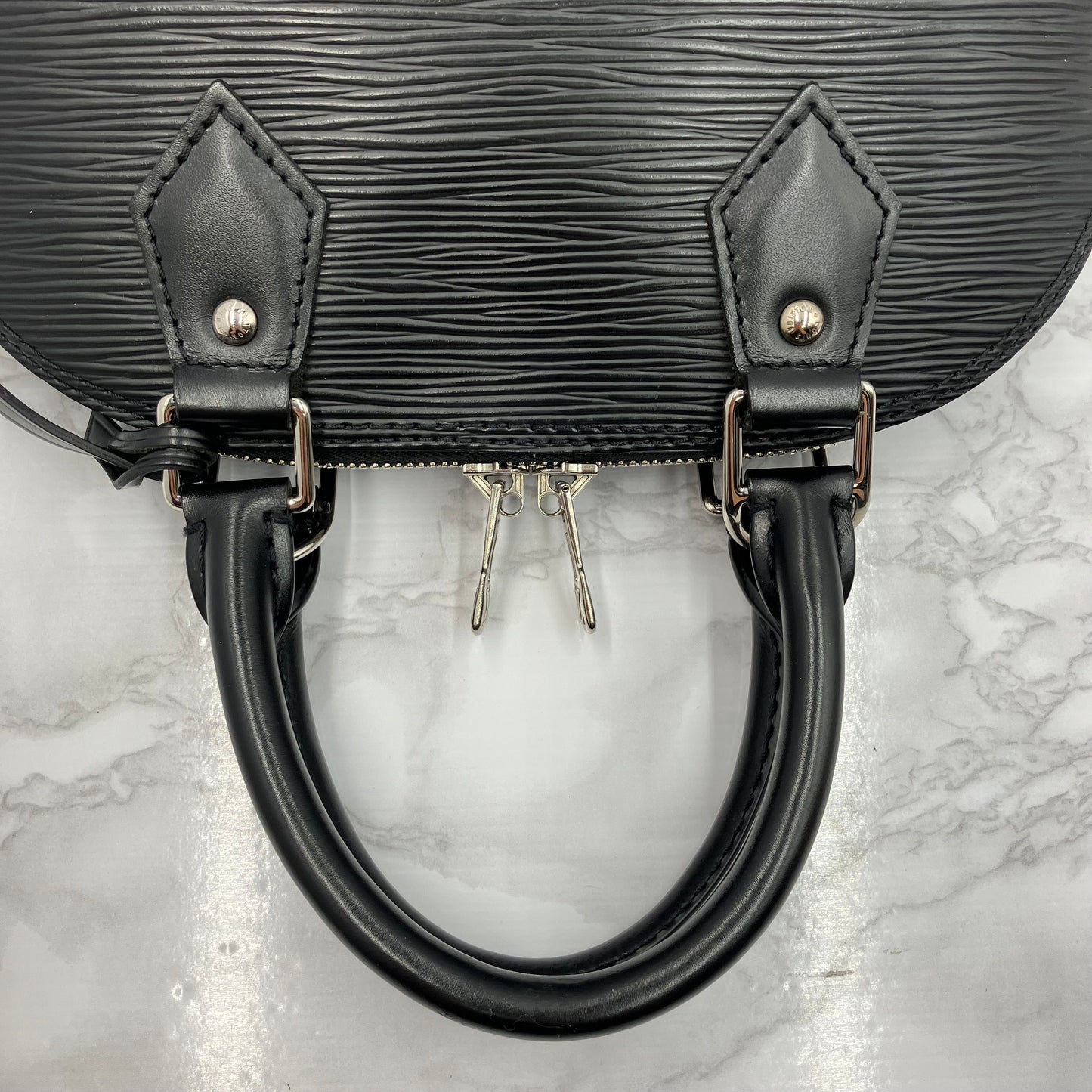 Louis Vuitton  Epi Alma BB