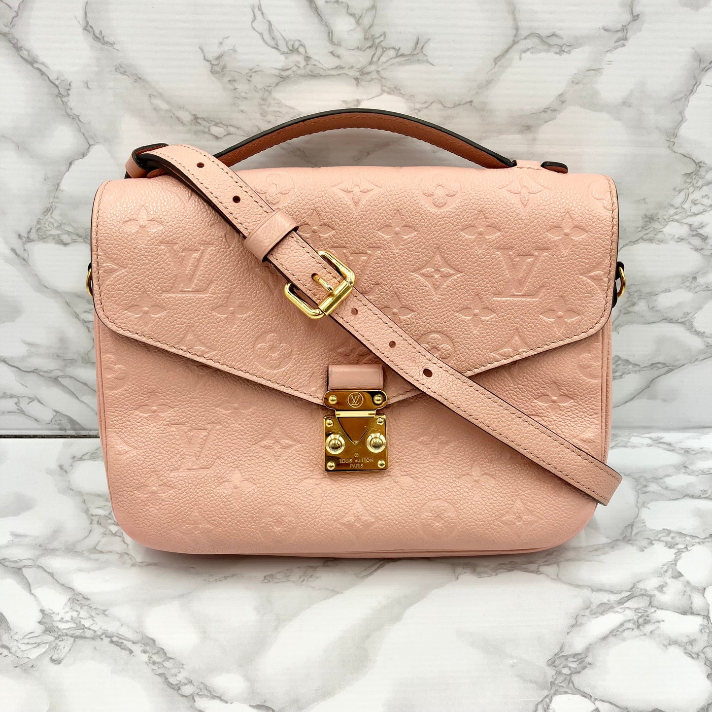 Louis Vuitton Amplant Pochette Metis