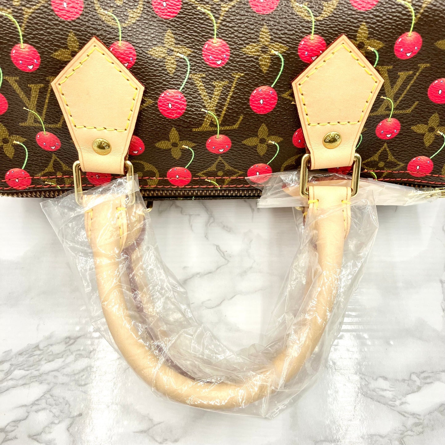 LOUIS VUITTON Monogram cherry Speedy 25