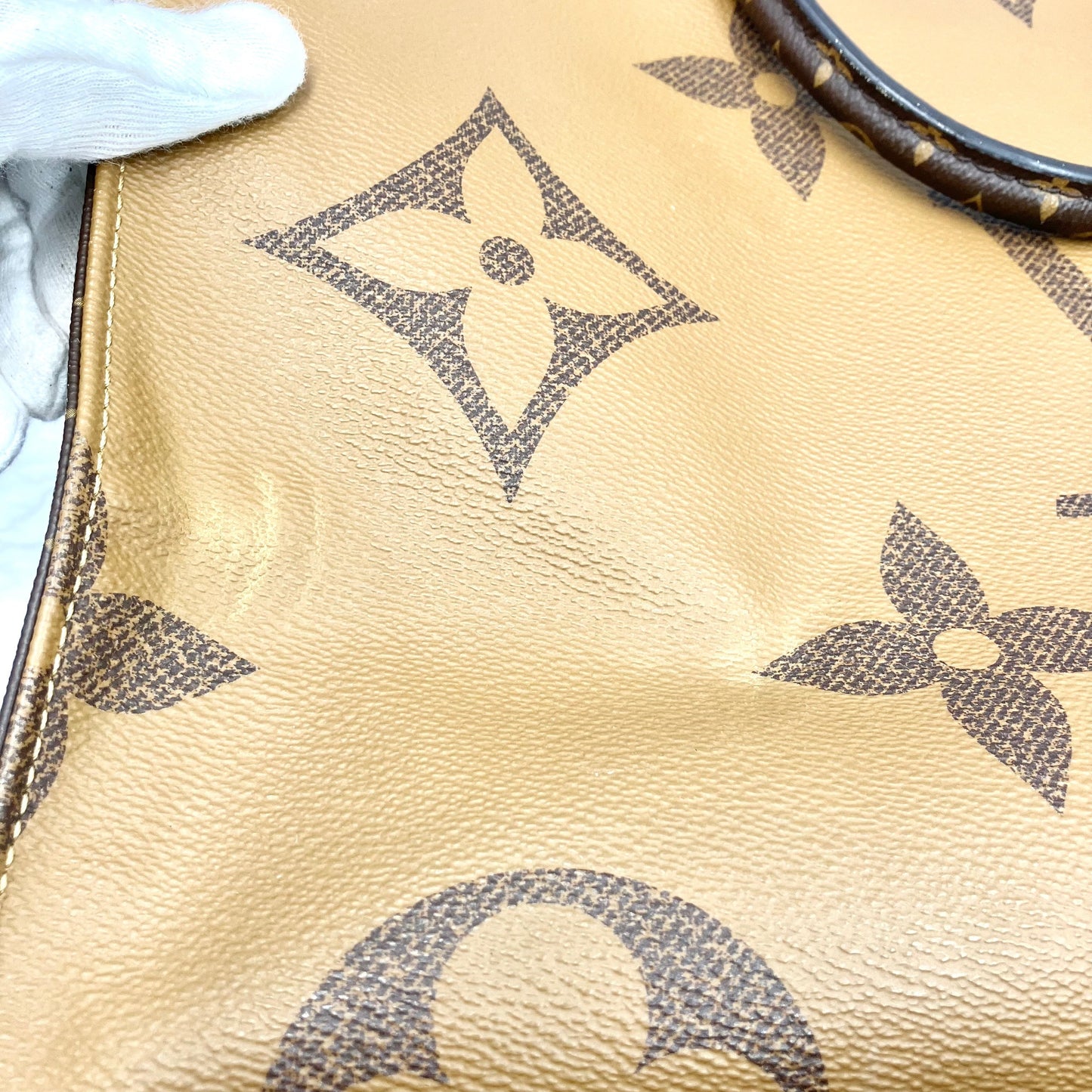 LOUIS VUITTON On the Go GM