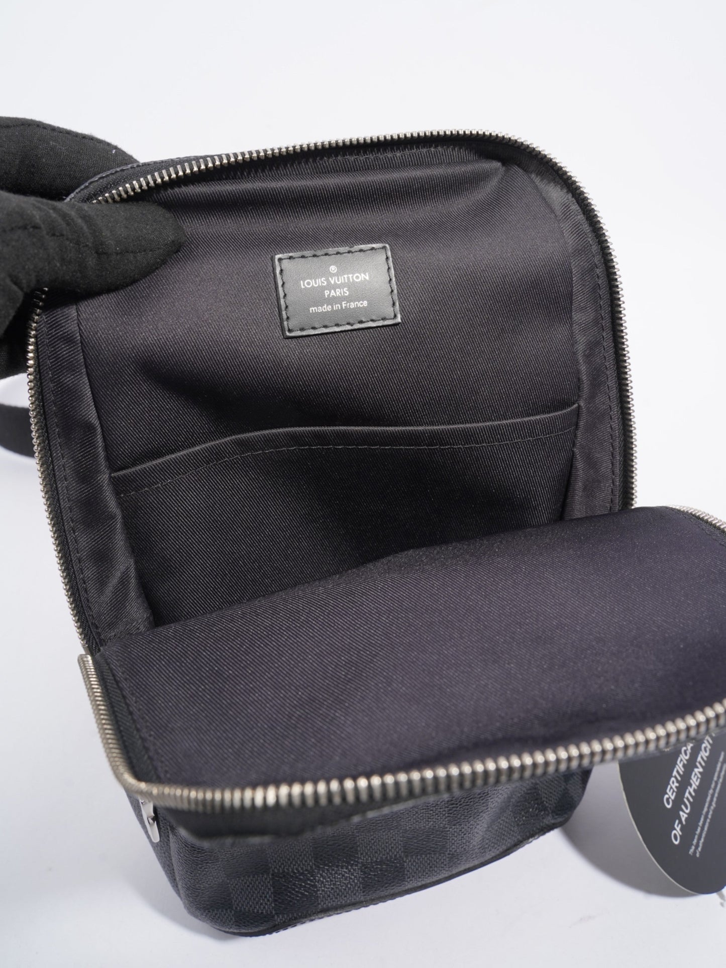 Louis Vuitton Avenue Slingbag Damier Graphite Coated Canvas PM