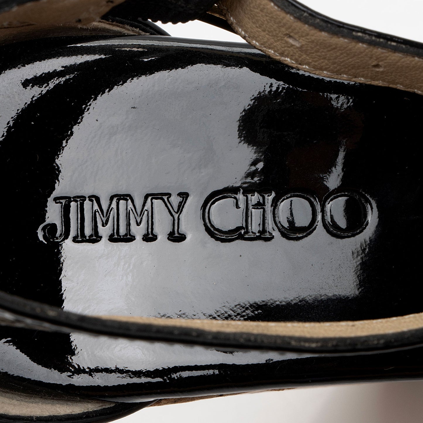 Jimmy Choo Patent Leather T-Strap Wedge Sandals - Size 7 / 37 (SHF-T1JDdG)