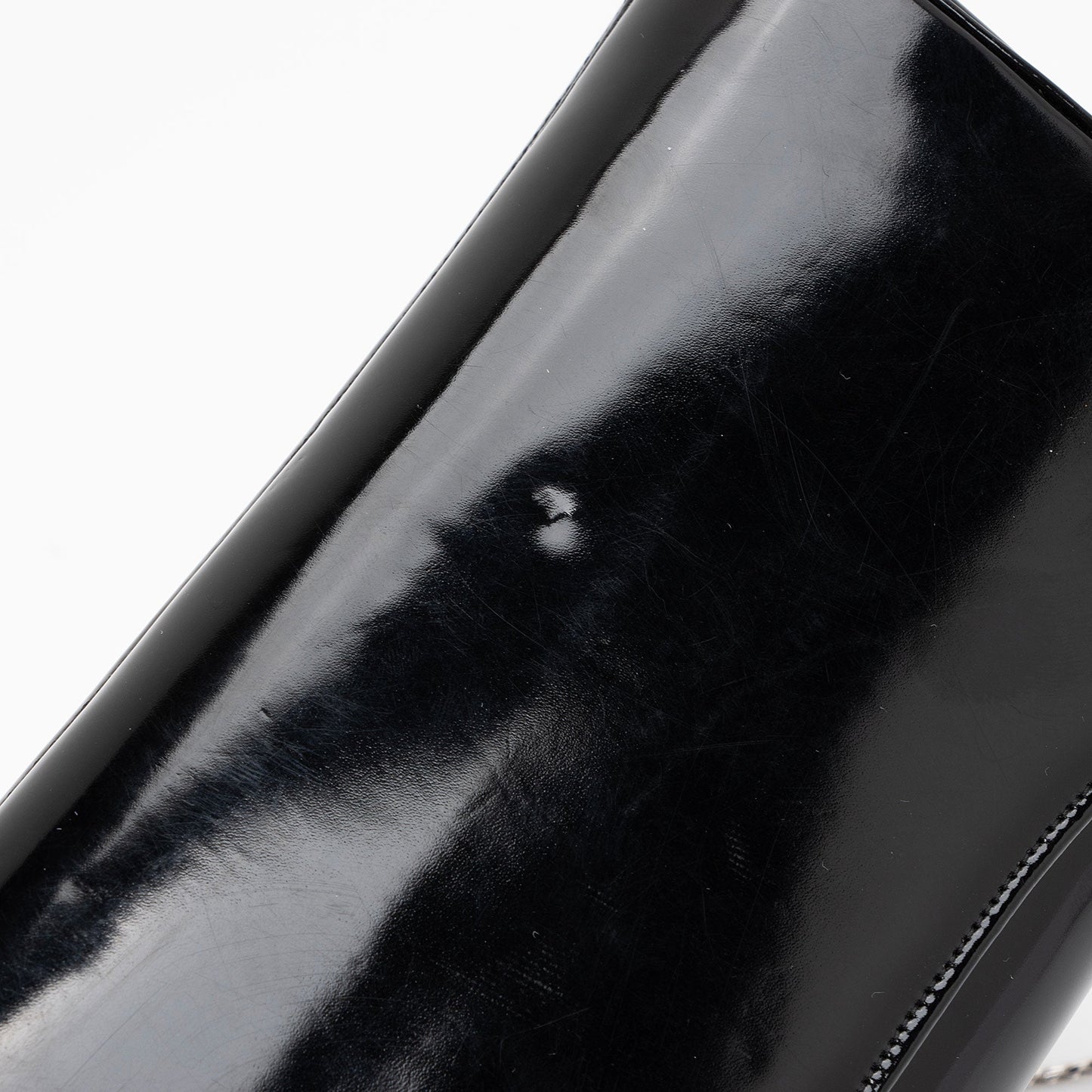 Judith Leiber Patent Leather Crystal Turnlock Clutch (SHF-D1Or7j)