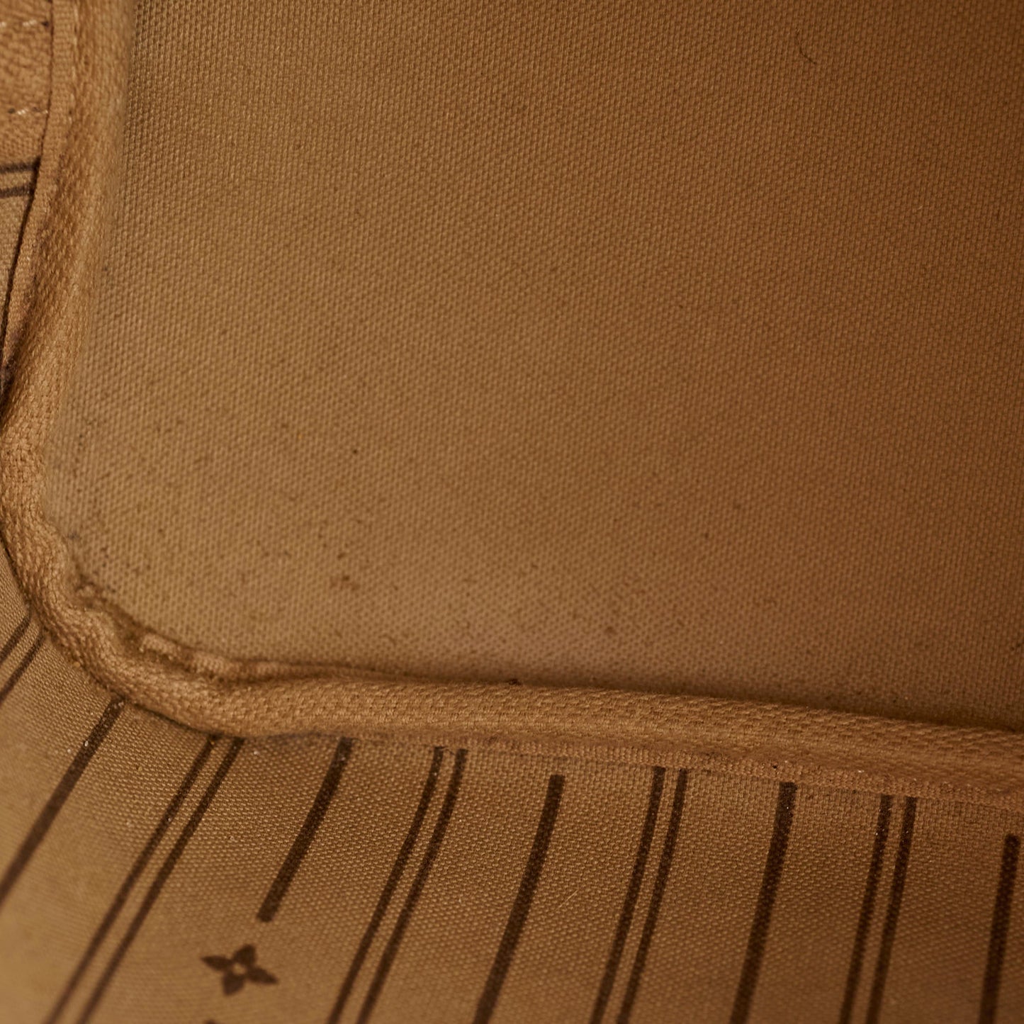 Louis Vuitton Neverfull MM Monogram