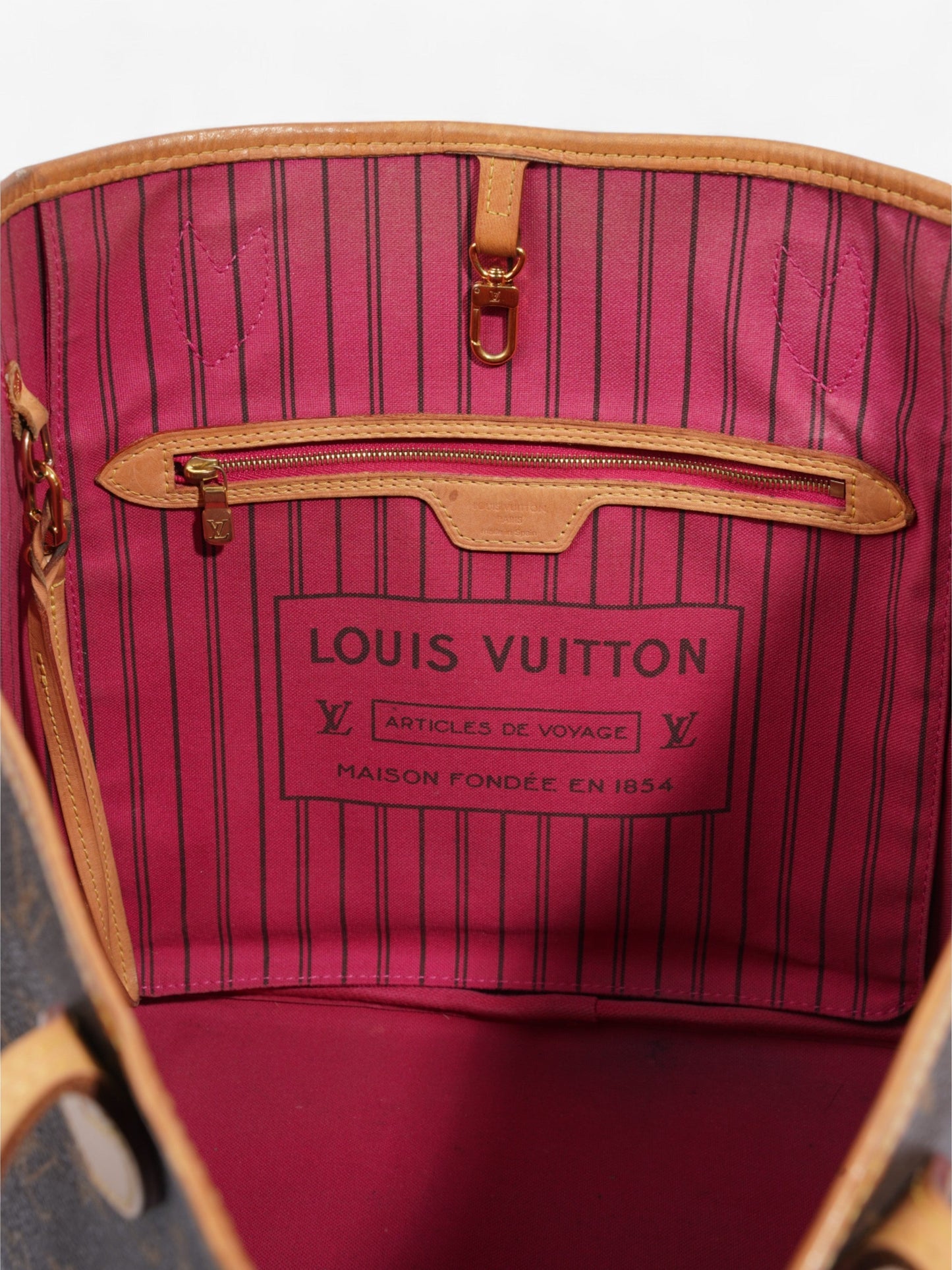 Louis Vuitton Neverfull Monogram Coated Canvas MM