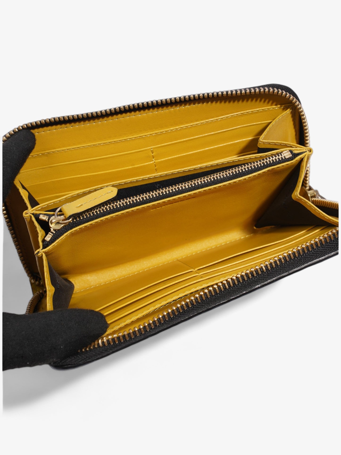 Burberry Heritage Penrose Wallet Yellow Leather