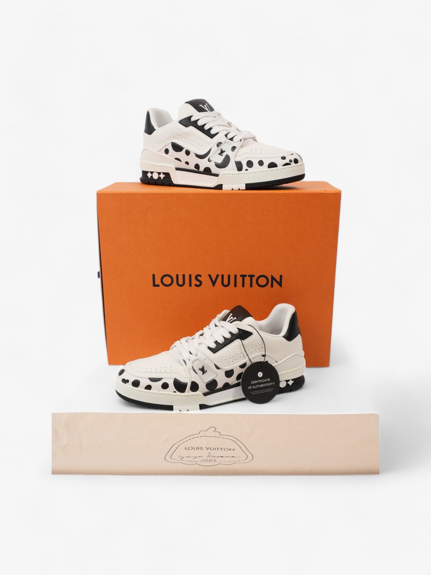 Louis Vuitton Yayoi kusaka Infinity Dots  White  / Black Leather EU 40 UK 6