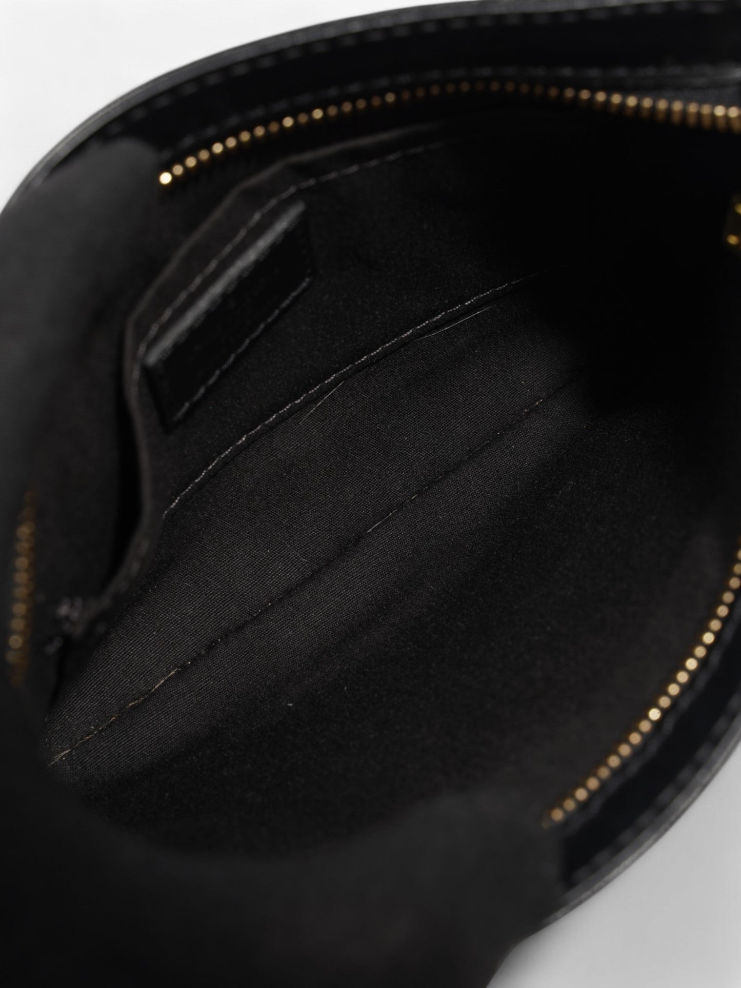 Louis Vuitton Sarvanga Black Epi Leather