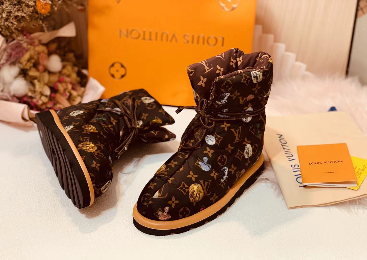 LV PILLOW COMFORT ANKLE BOOT GLMNOGRAM CANVAS