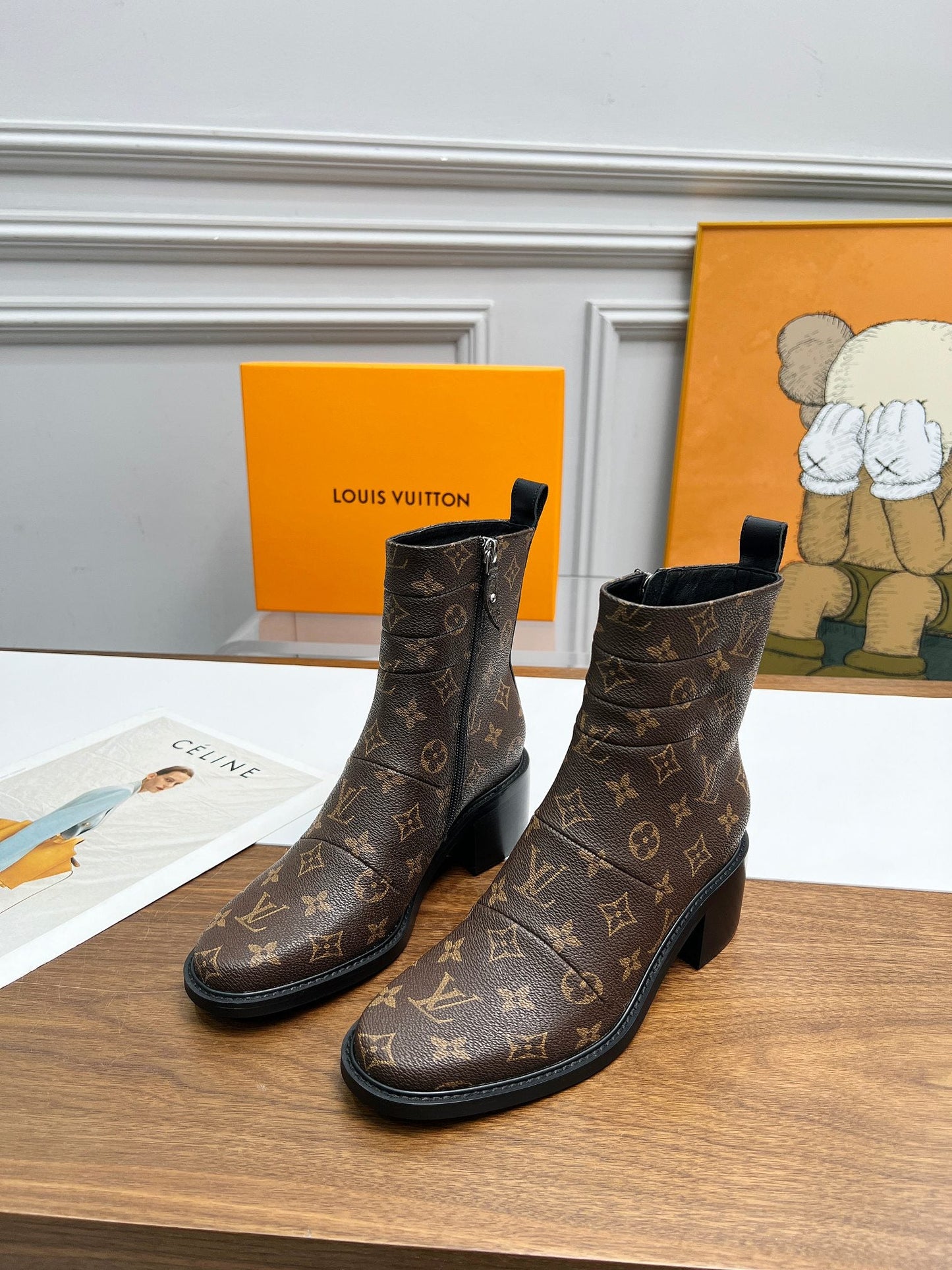 LV JAZZ BOOTS GLMNOGRAM EBENE BROWN 1ADBKP