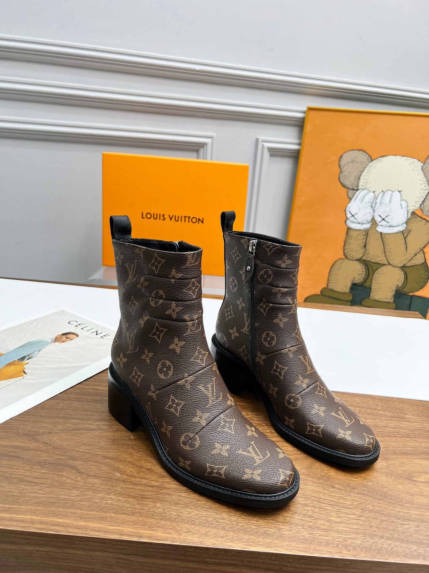 LV JAZZ BOOTS GLMNOGRAM EBENE BROWN 1ADBKP
