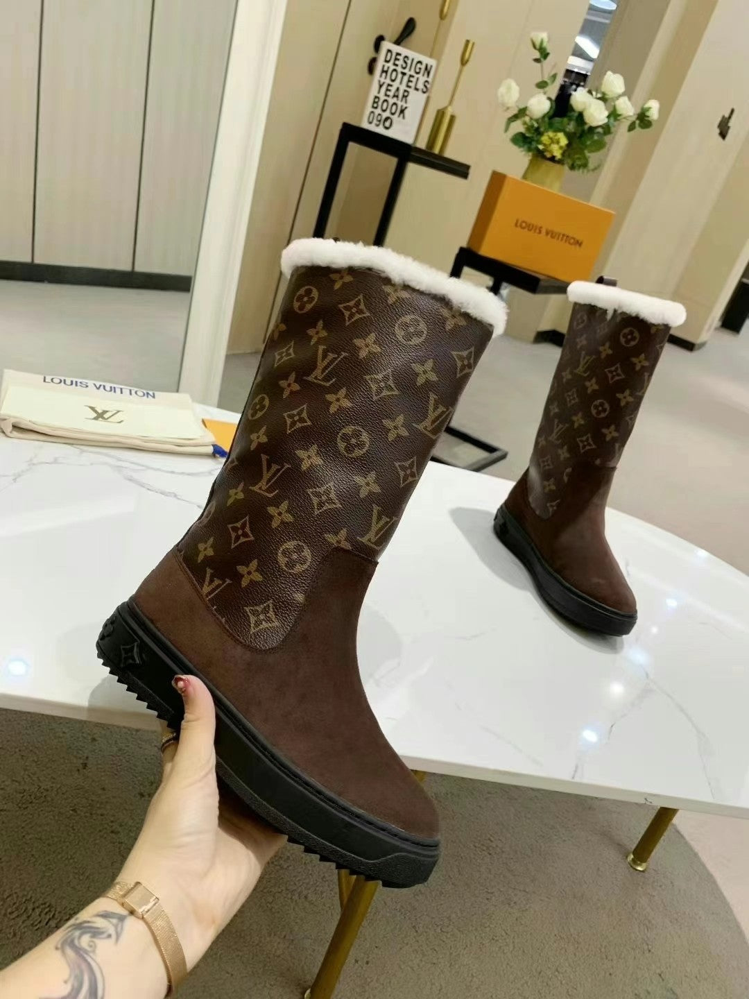 LV SUEDE GLMNOGRAM BOOTS BROWN