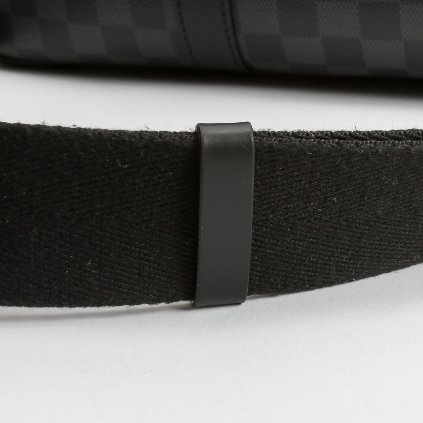 LOUIS VUITTON Icare NM Damier Graphite