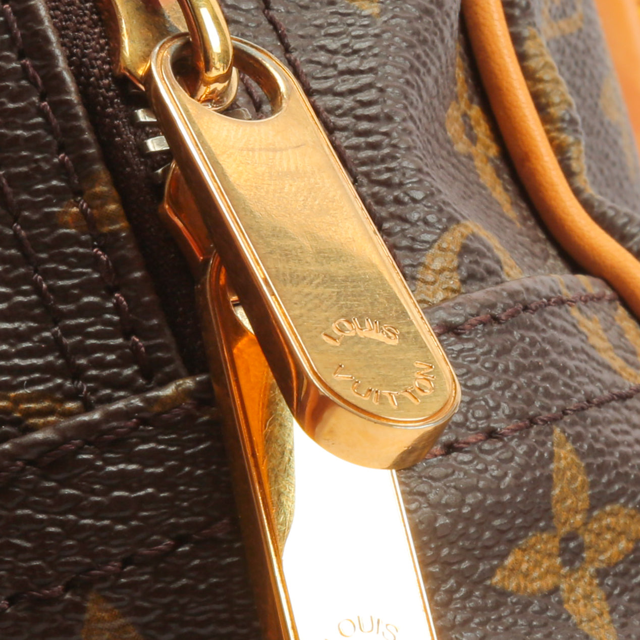 LOUIS VUITTON Manhattan GM Monogram