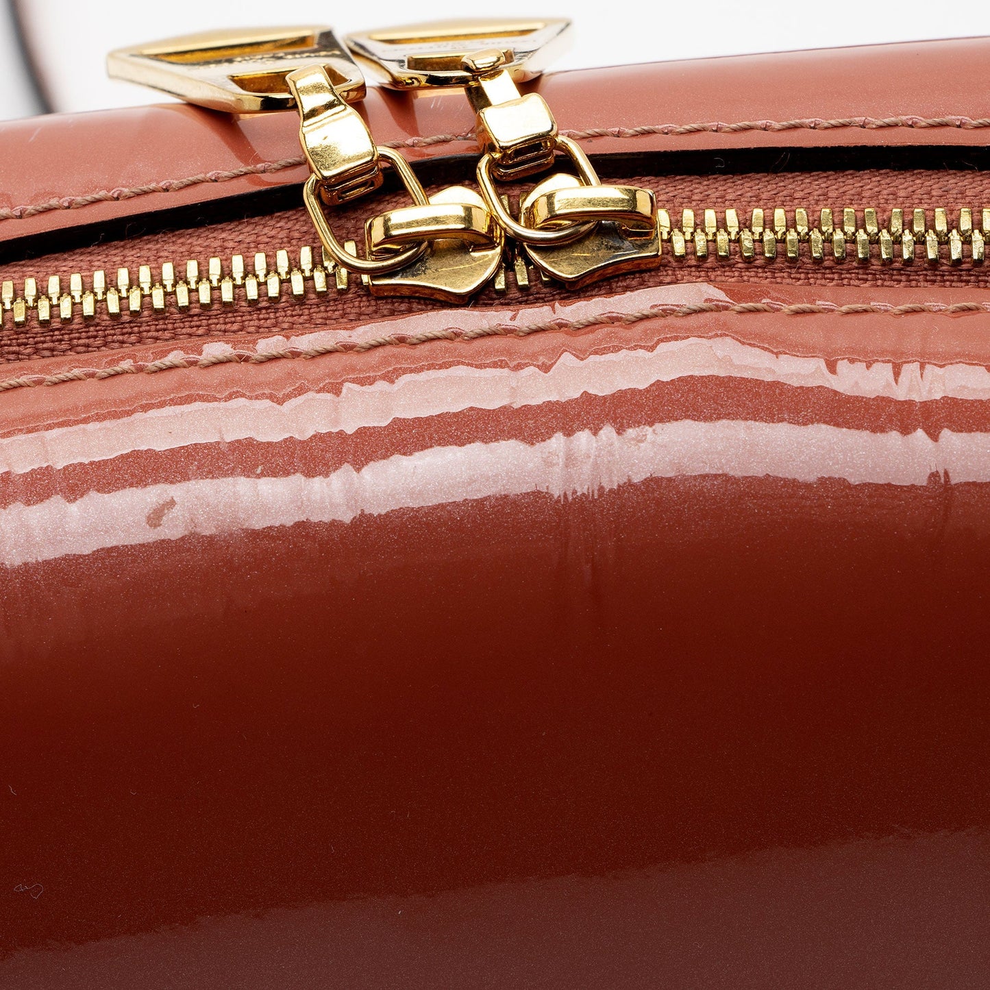 Louis Vuitton Miroir Patent Leather Venice Shoulder Bag (SHF-ZDUV9d)