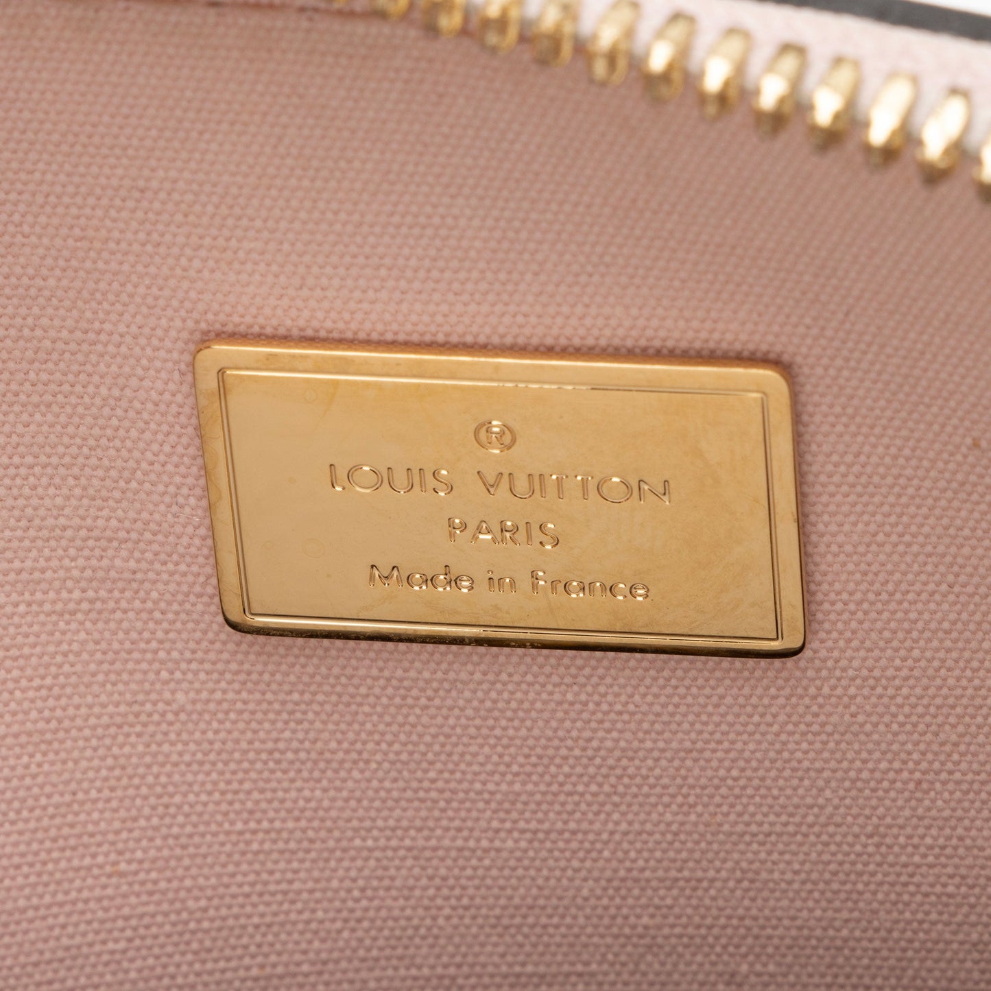 Louis Vuitton Patent Leather Alma BB Satchel (SHF-NVyByb)