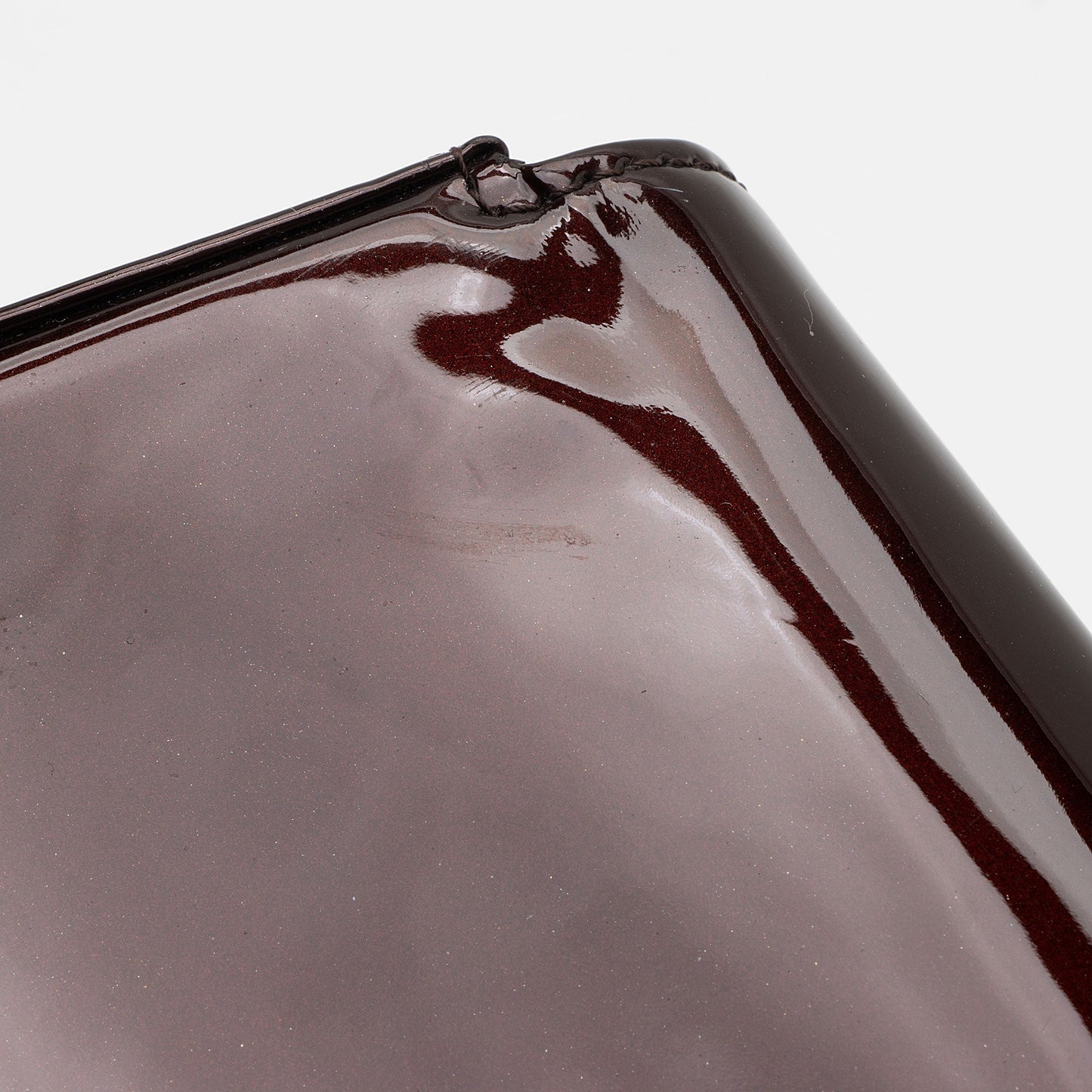 Louis Vuitton Patent Leather Sobe Clutch (SHF-7JtuWT)