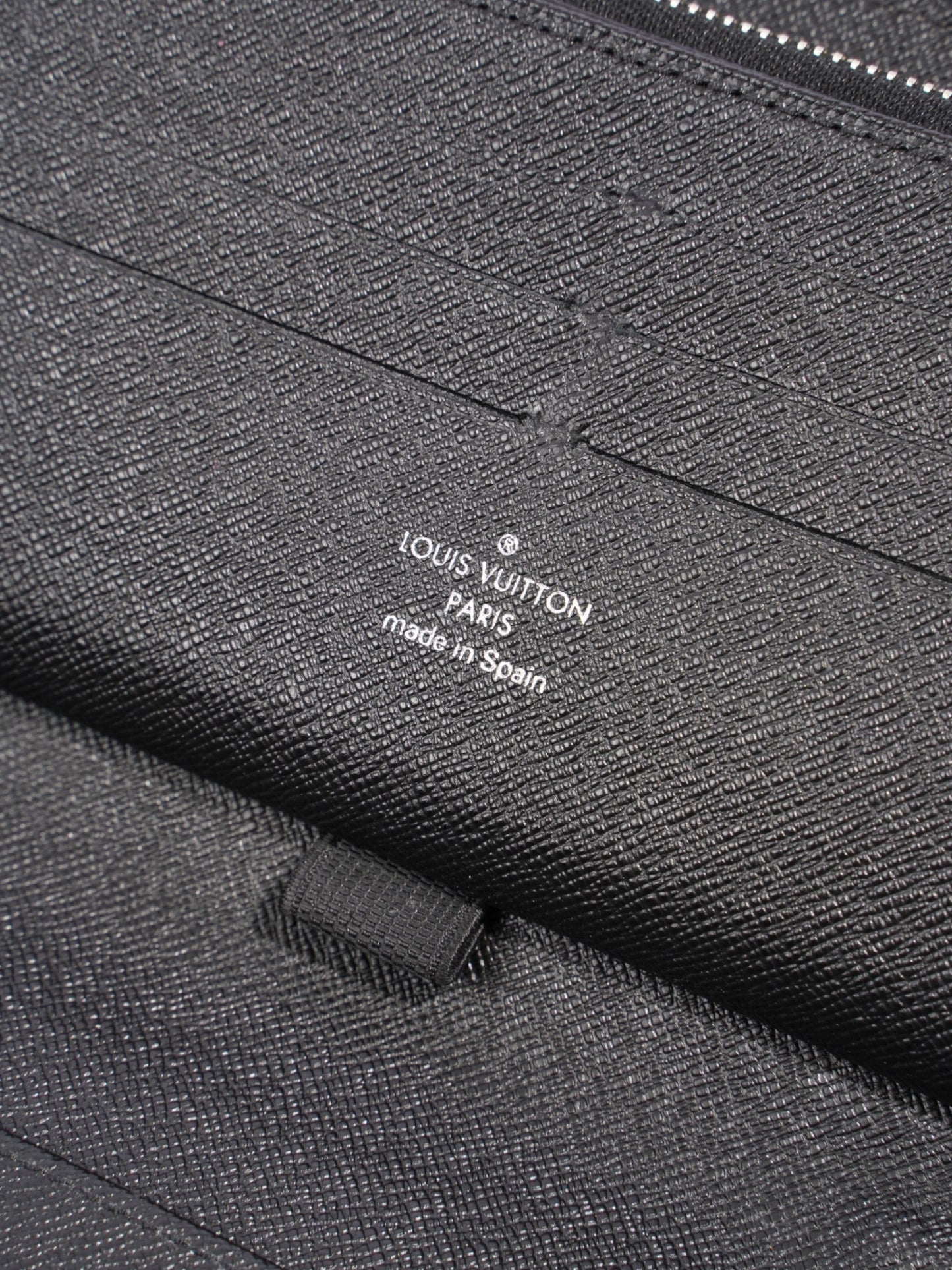 Louis Vuitton Zippy Organiser Damier Graphite Canvas