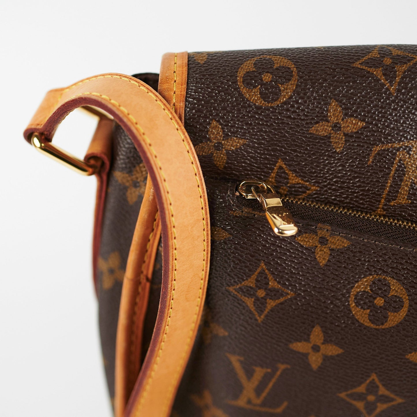 Louis Vuitton Menilmontant MM Monogram