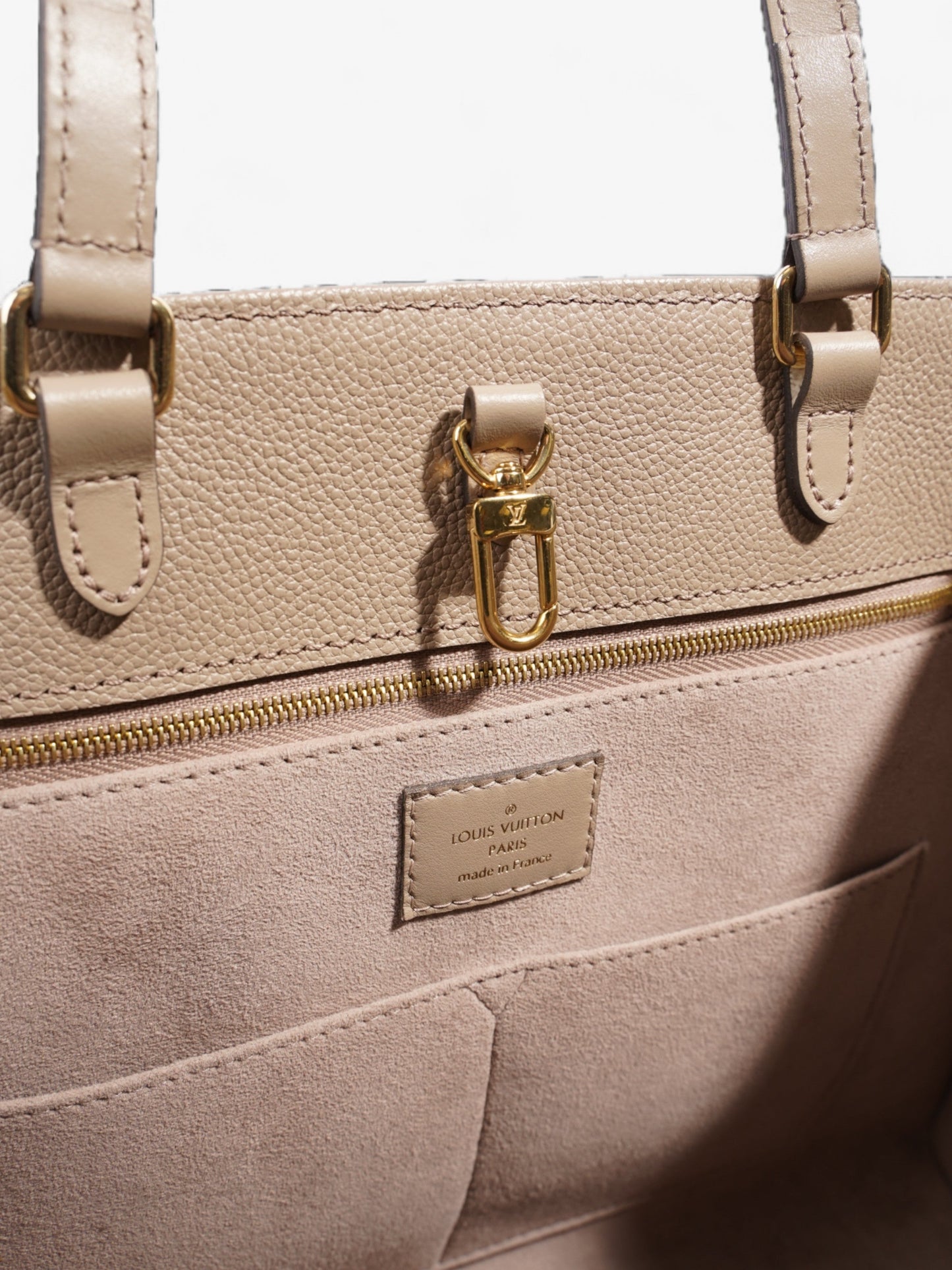 Louis Vuitton OnTheGo Beige Empreinte Leather MM