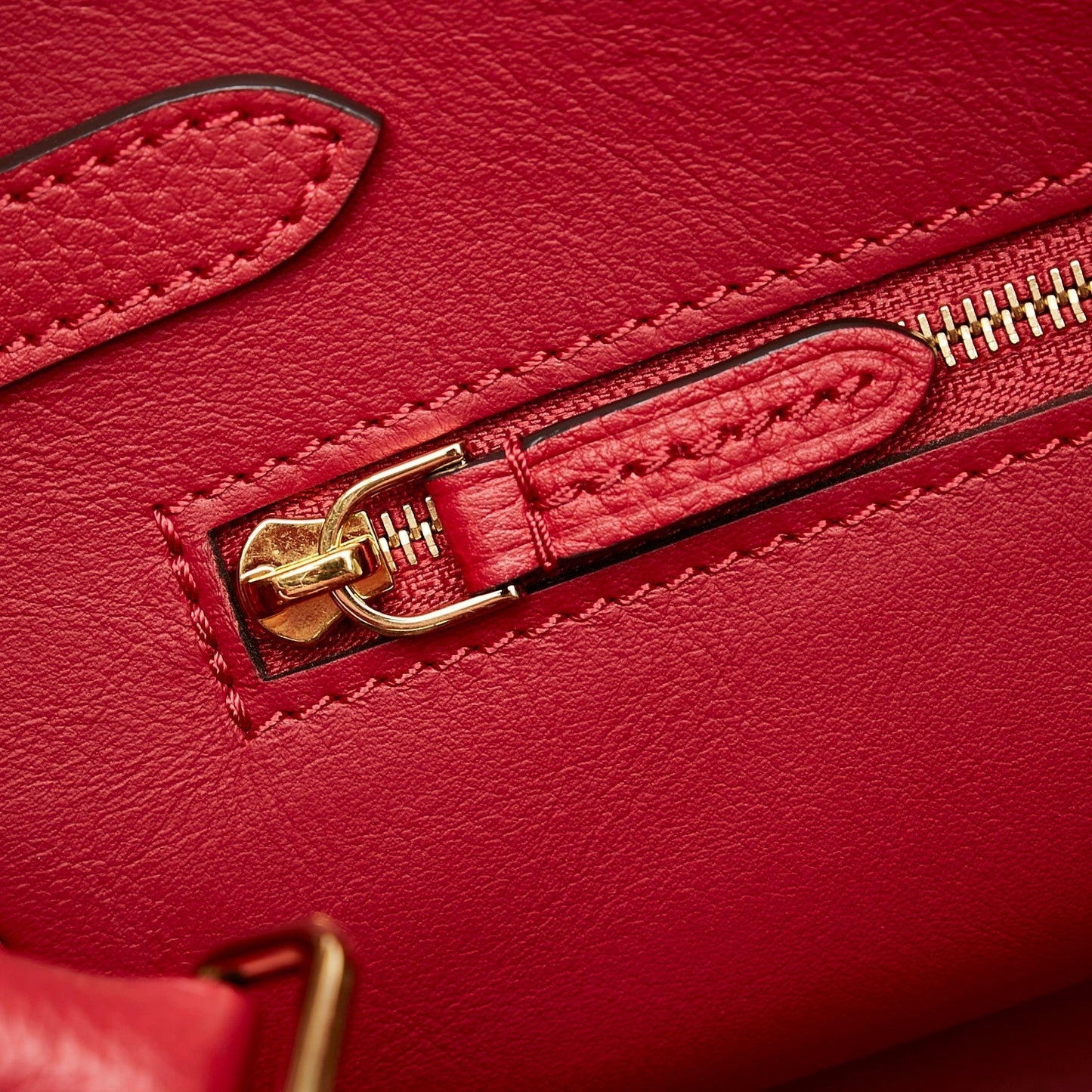 Louis Vuitton Milla PM Red Veau Nuage