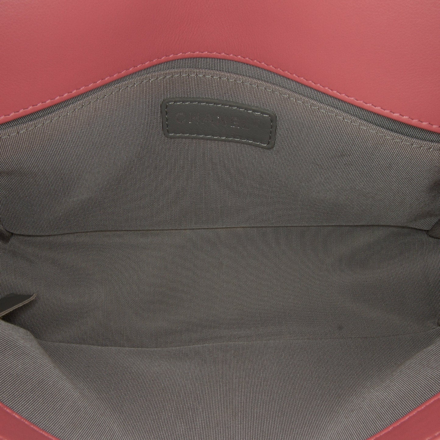 Chanel Boy Flap Medium Pink Chevron Lambskin Silver