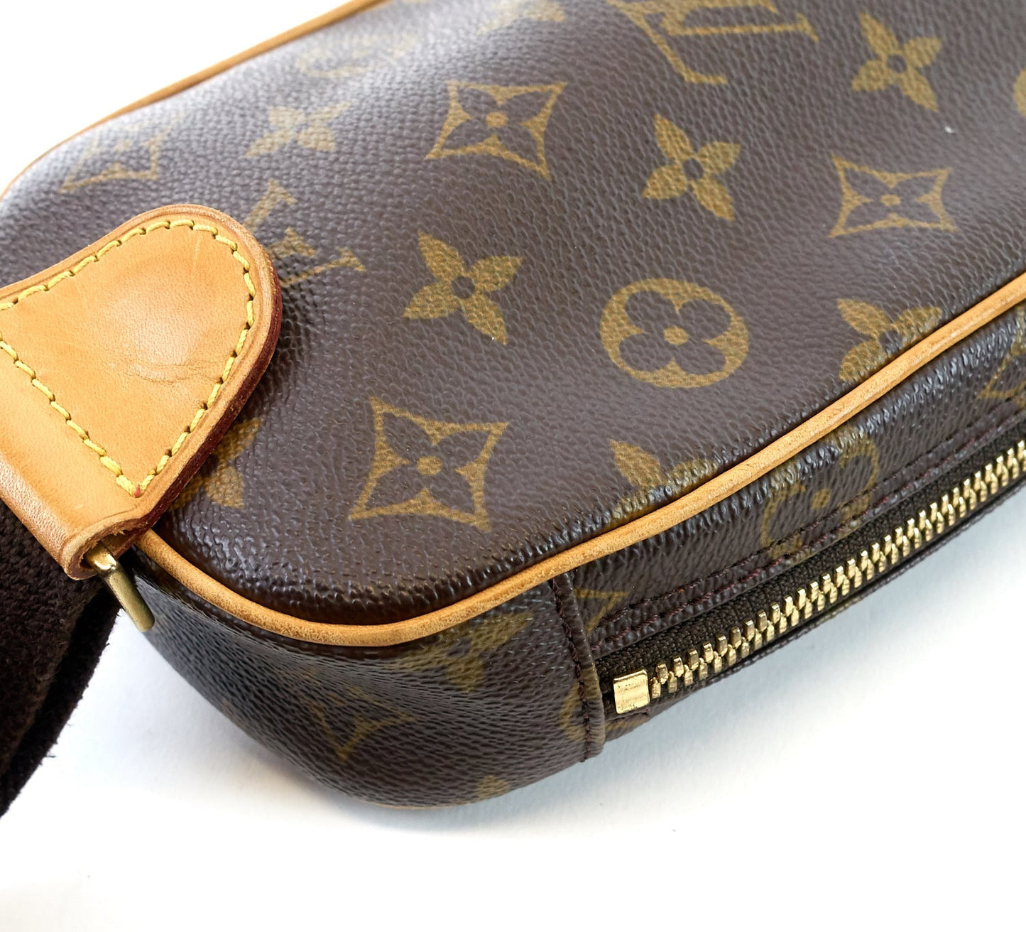 Louis Vuitto Pochette Gange Monogram Canvas Messenger Bag