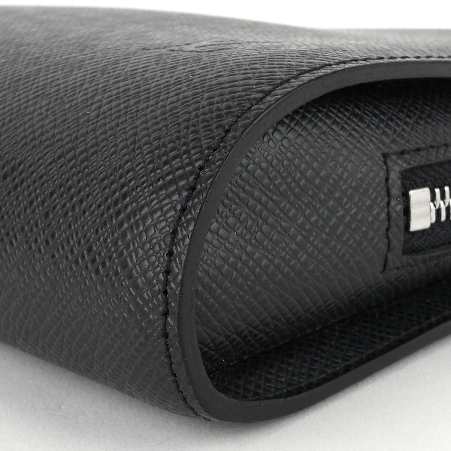 Louis Vuitto Bakail Taiga Leather Clutch Bag