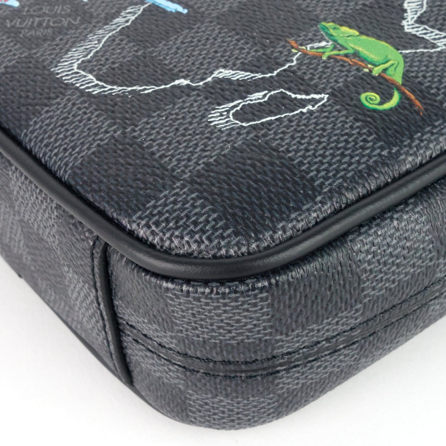 Louis Vuitto Danube Slim PM World Map Damier Graphite Canvas Messenger Bag
