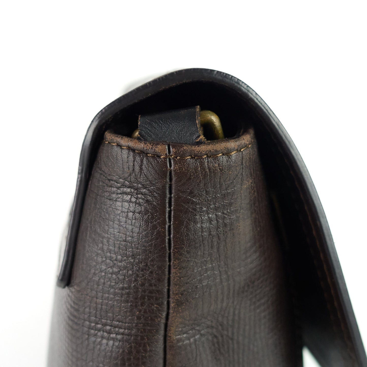 Louis Vuitto Omaha Utah Leather Messenger Bag