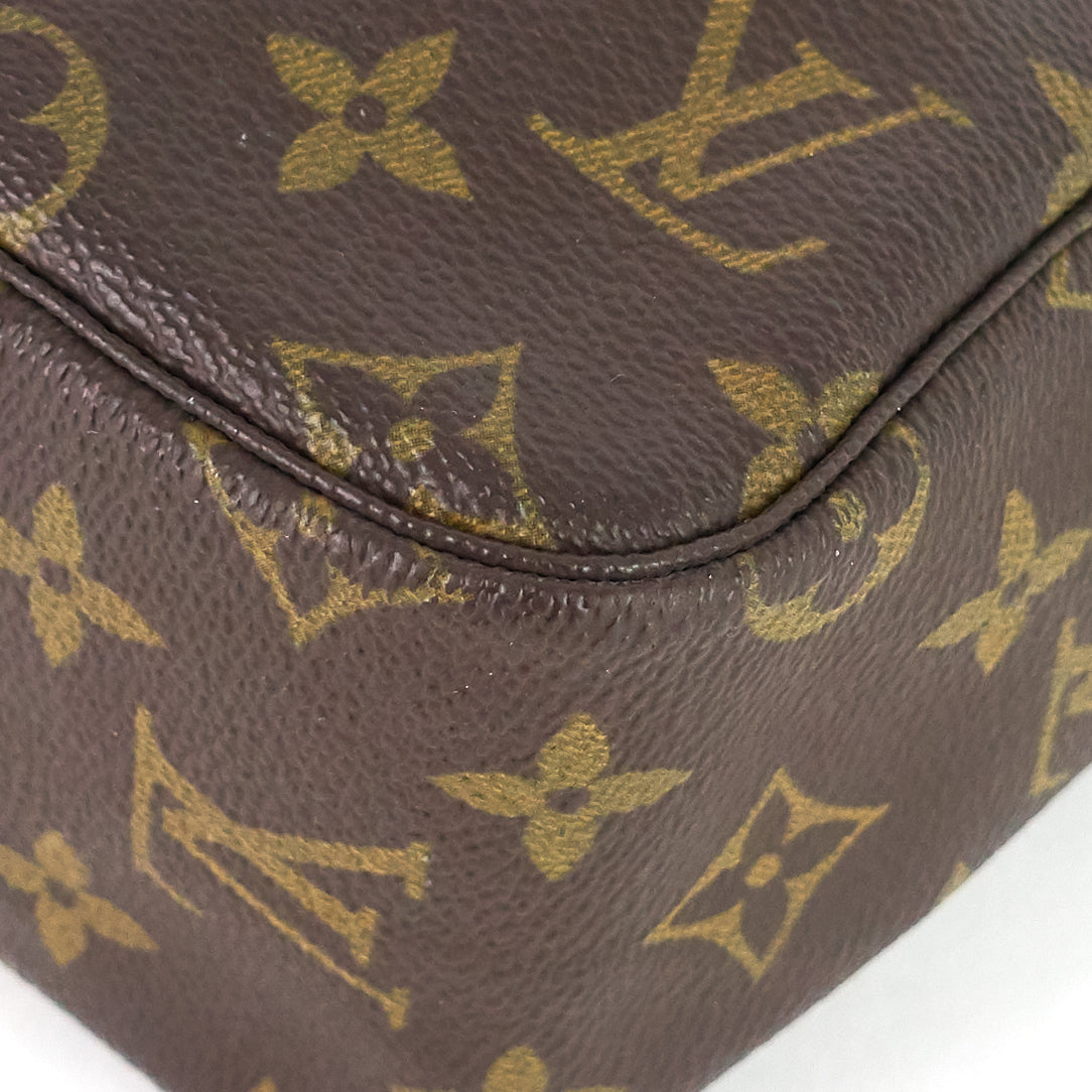 Louis Vuitto Trousse Toilette 28 Monogram Canvas Bag