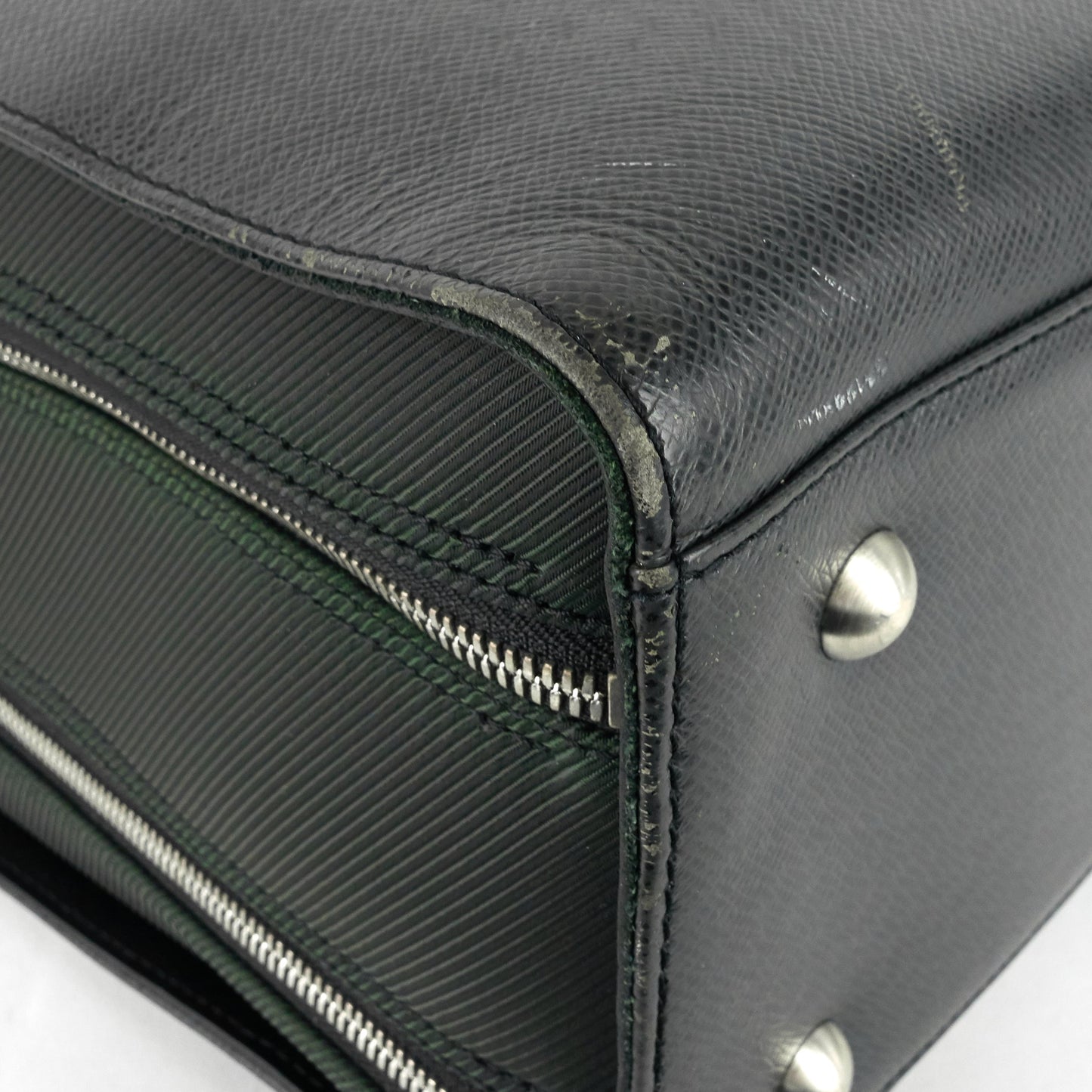 Louis Vuitto Nevski Taiga Leather Briefcase Bag