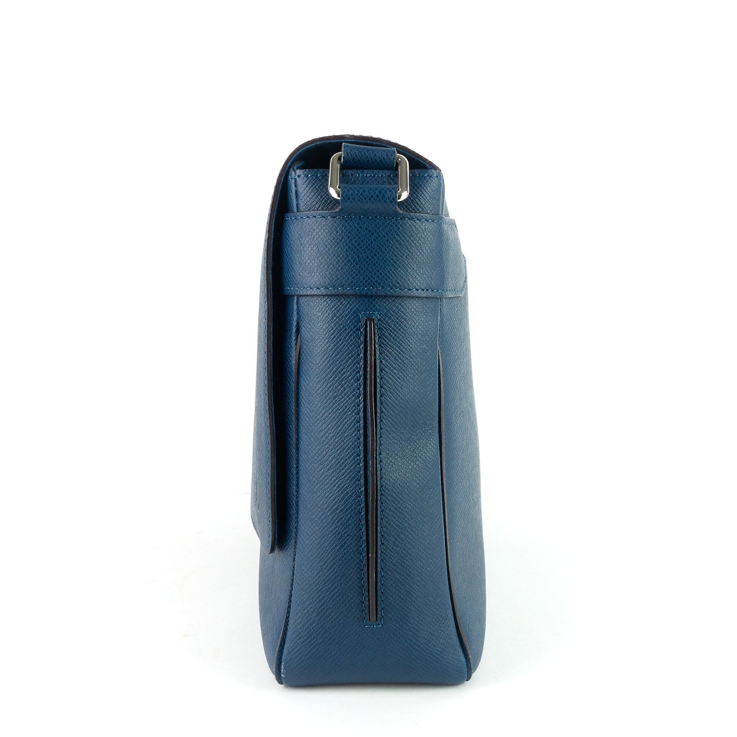 Louis Vuitto Roman MM Taiga Leather Messenger Bag