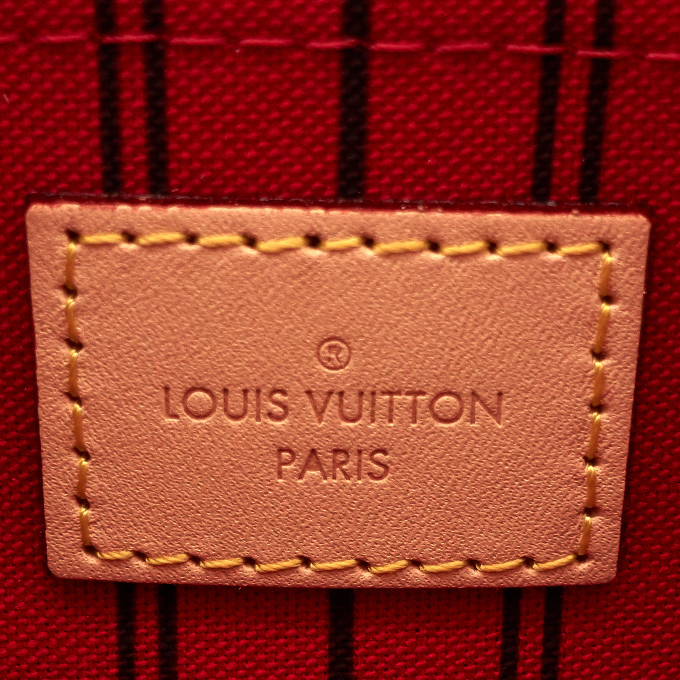 Louis Vuitto Neverfull MM Monogram Canvas Tote Bag with Pochette