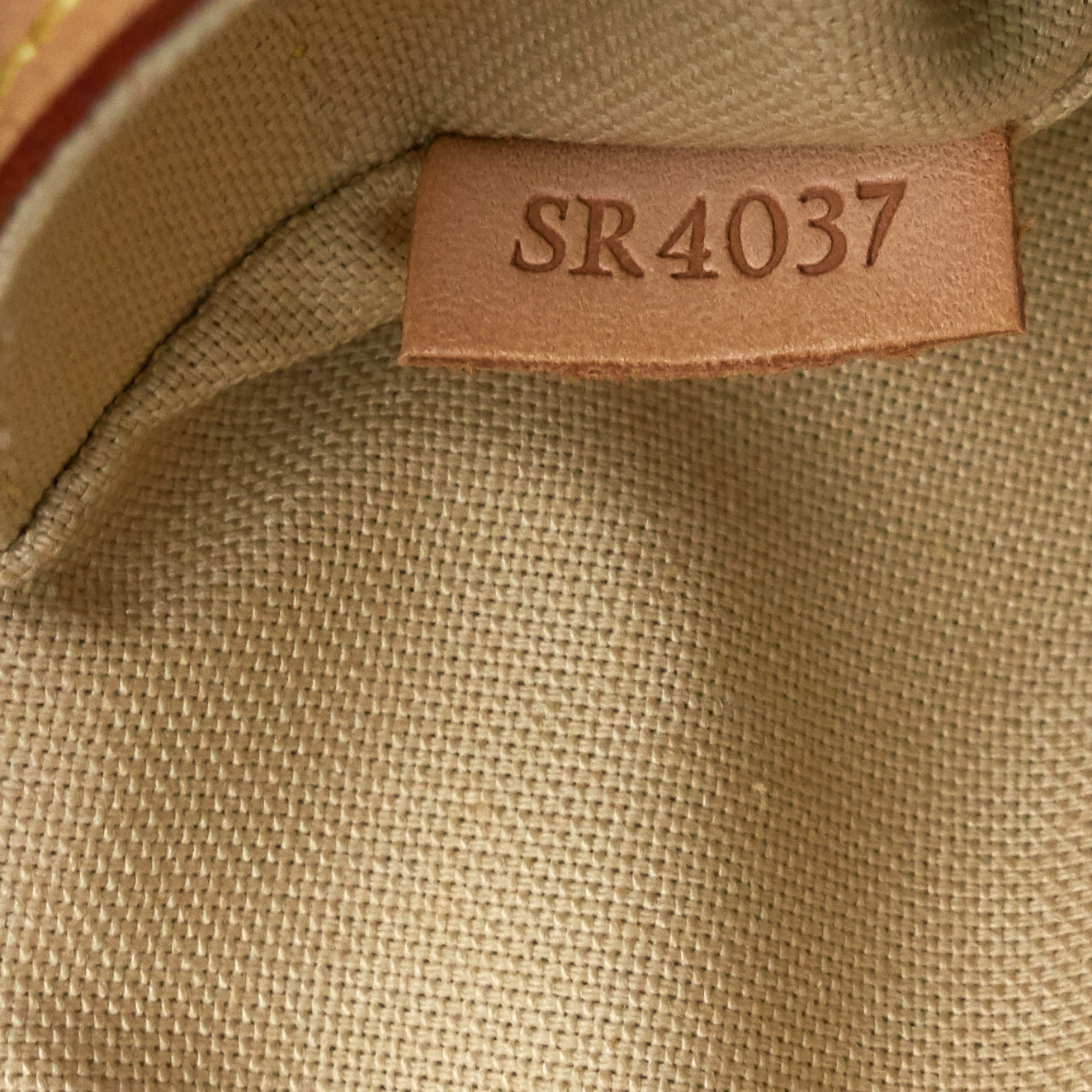 Louis Vuitto Naviglio Damier Azur Canvas Messenger Bag