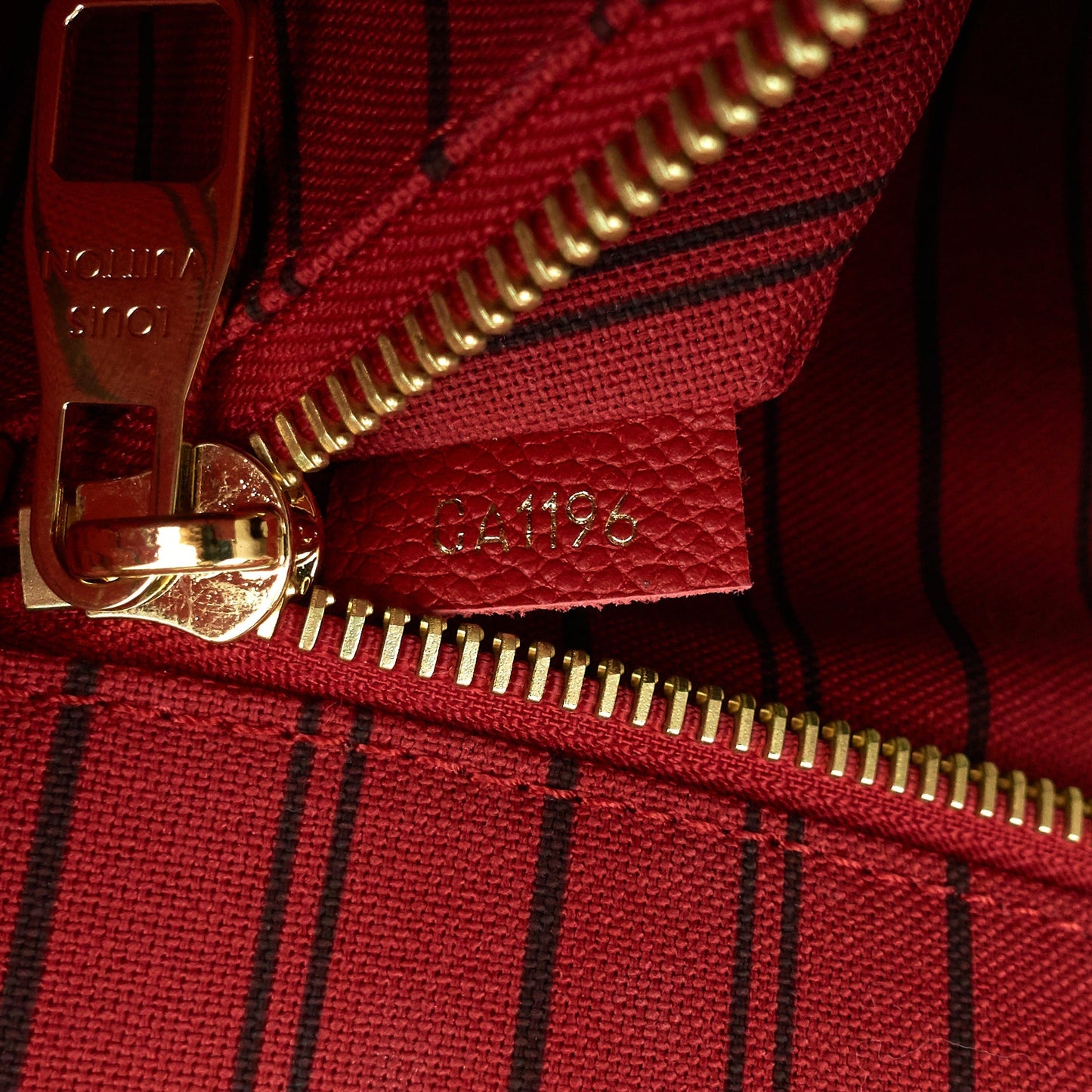 Louis Vuitto Pont-Neuf GM Red Monogram Empreinte Leather Bag