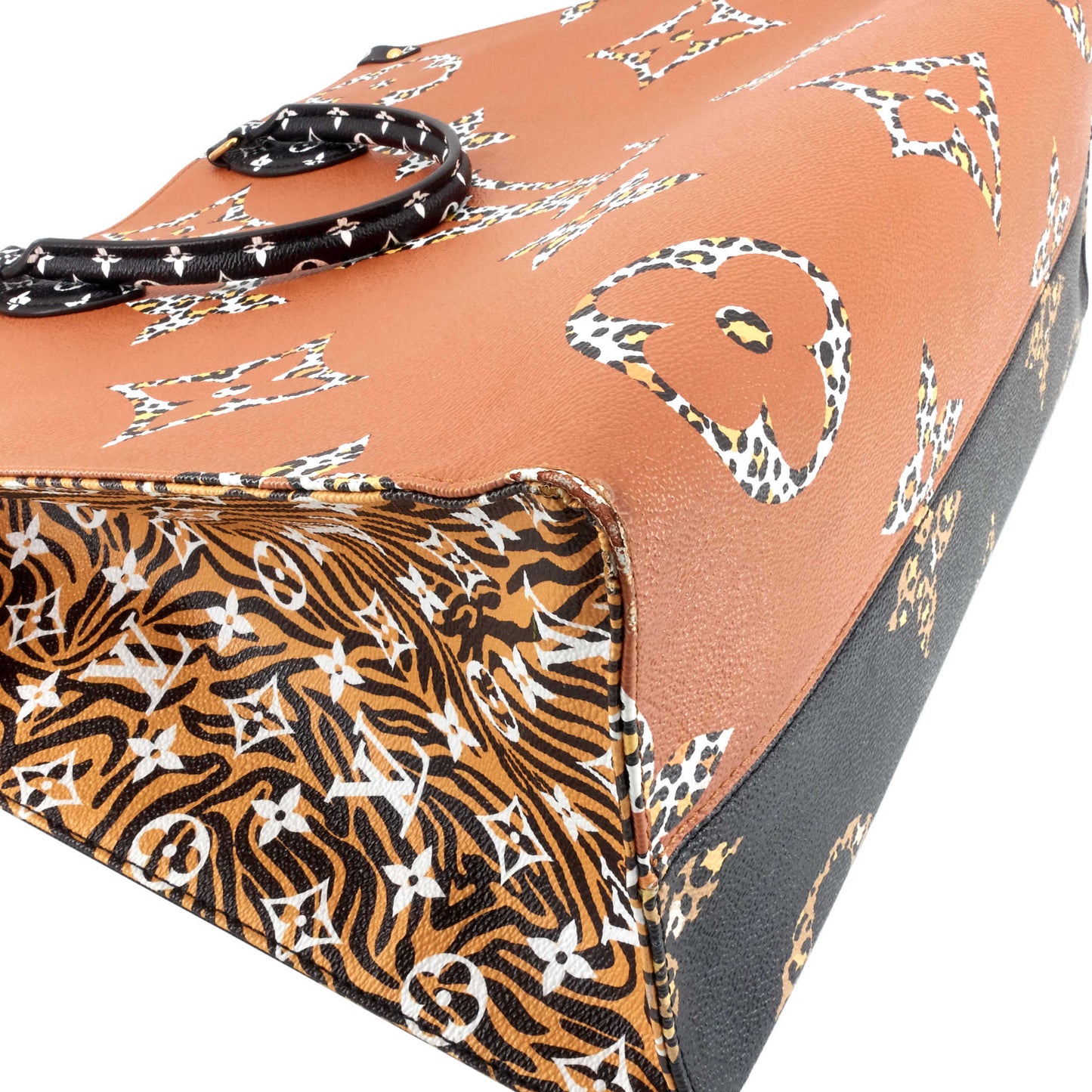 Louis Vuitto OnTheGo Monogram Giant Jungle Canvas Bag