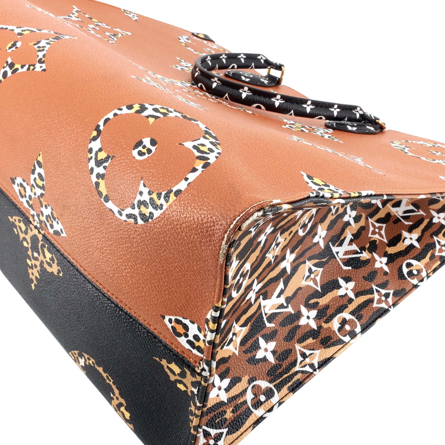 Louis Vuitto OnTheGo Monogram Giant Jungle Canvas Bag