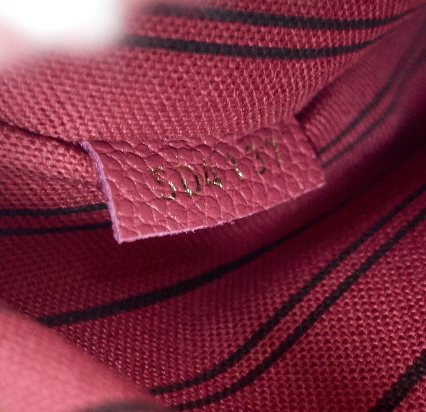 Louis Vuitto Pochette Metis Monogram Canvas Bag