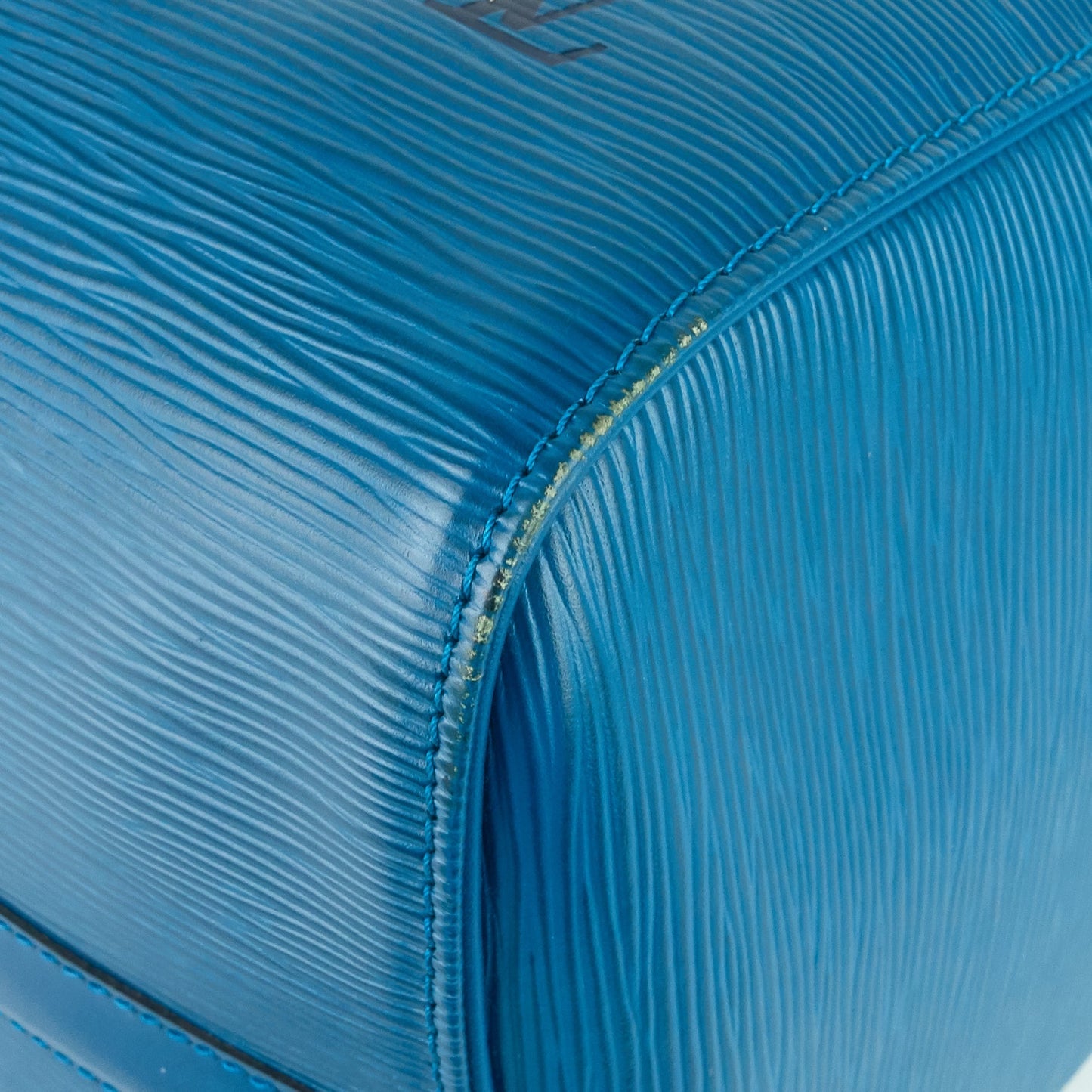 Louis Vuitto Keepall 45 Blue Epi Leather Bag