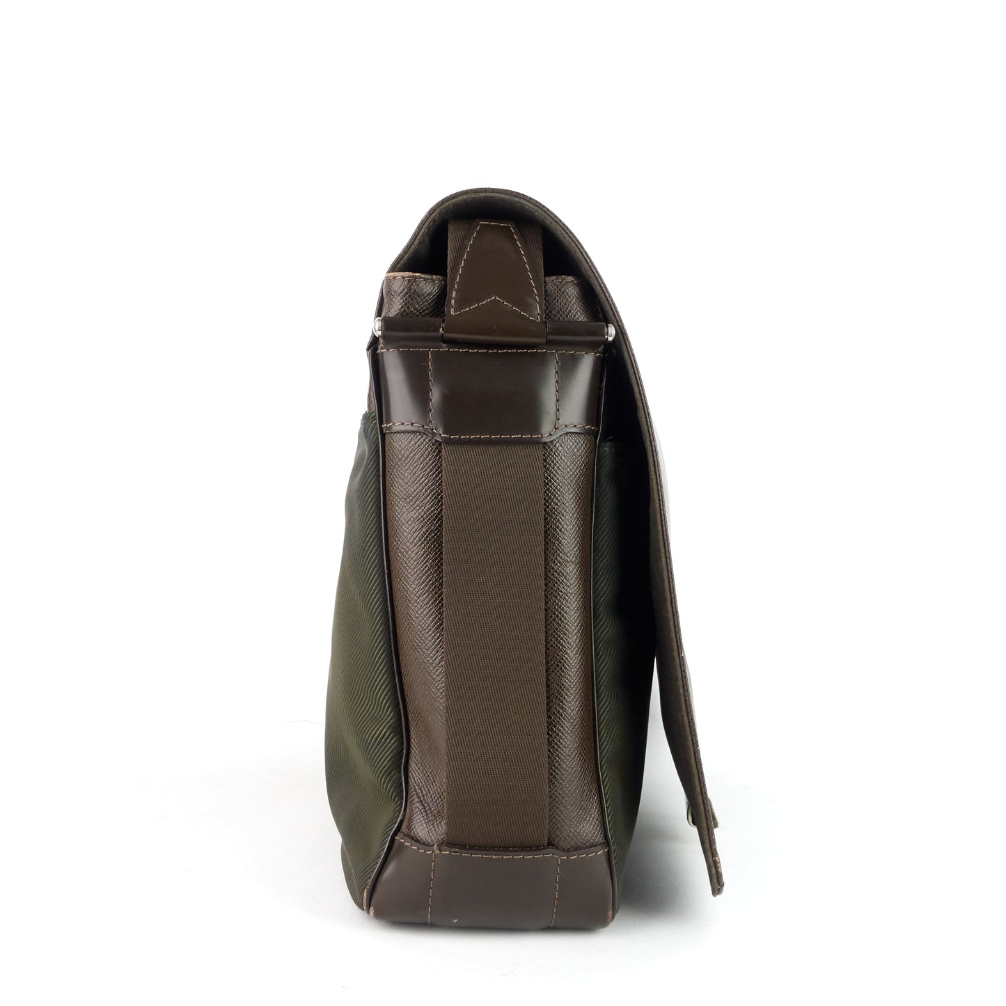 Louis Vuitto Viktor Taiga Leather Messenger Bag